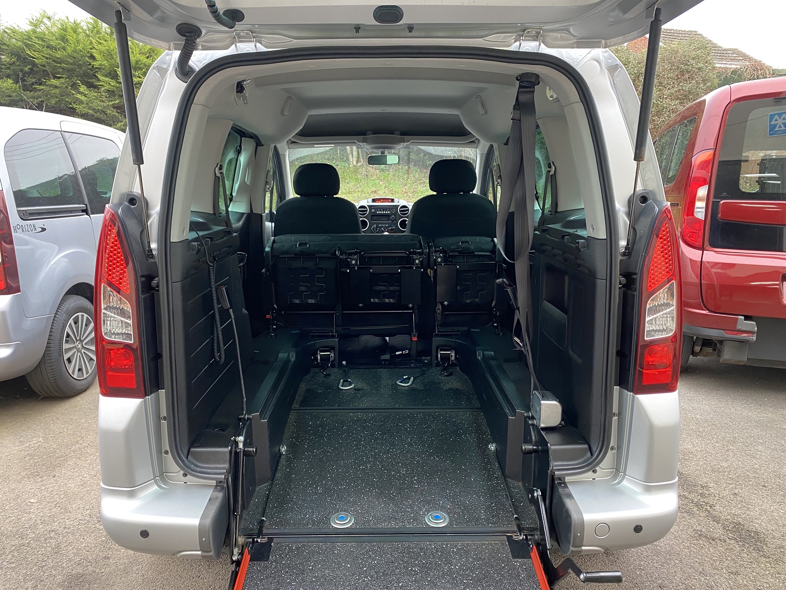 Peugeot Partner Petrol WAV 5 Seats SF67 CLJ (12) Used WAV Petrol Peugeot Partner 5 Seat Disabled Access WAV Cars For Sale Bristol Wheelchair Accessible Vehicles Used For Sale Somerset Devon Dorset Bath SF67 CLJ 12