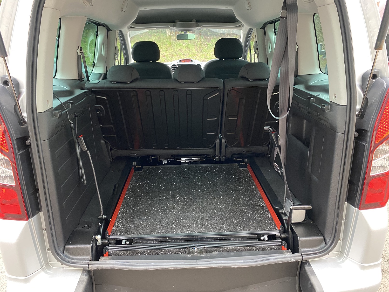 Peugeot Partner Petrol WAV 5 Seats SF67 CLJ (13) Used WAV Petrol Peugeot Partner 5 Seat Disabled Access WAV Cars For Sale Bristol Wheelchair Accessible Vehicles Used For Sale Somerset Devon Dorset Bath SF67 CLJ 13