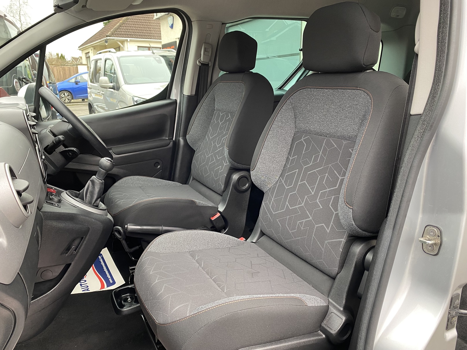 Peugeot Partner Petrol WAV 5 Seats SF67 CLJ (22) Used WAV Petrol Peugeot Partner 5 Seat Disabled Access WAV Cars For Sale Bristol Wheelchair Accessible Vehicles Used For Sale Somerset Devon Dorset Bath SF67 CLJ 22