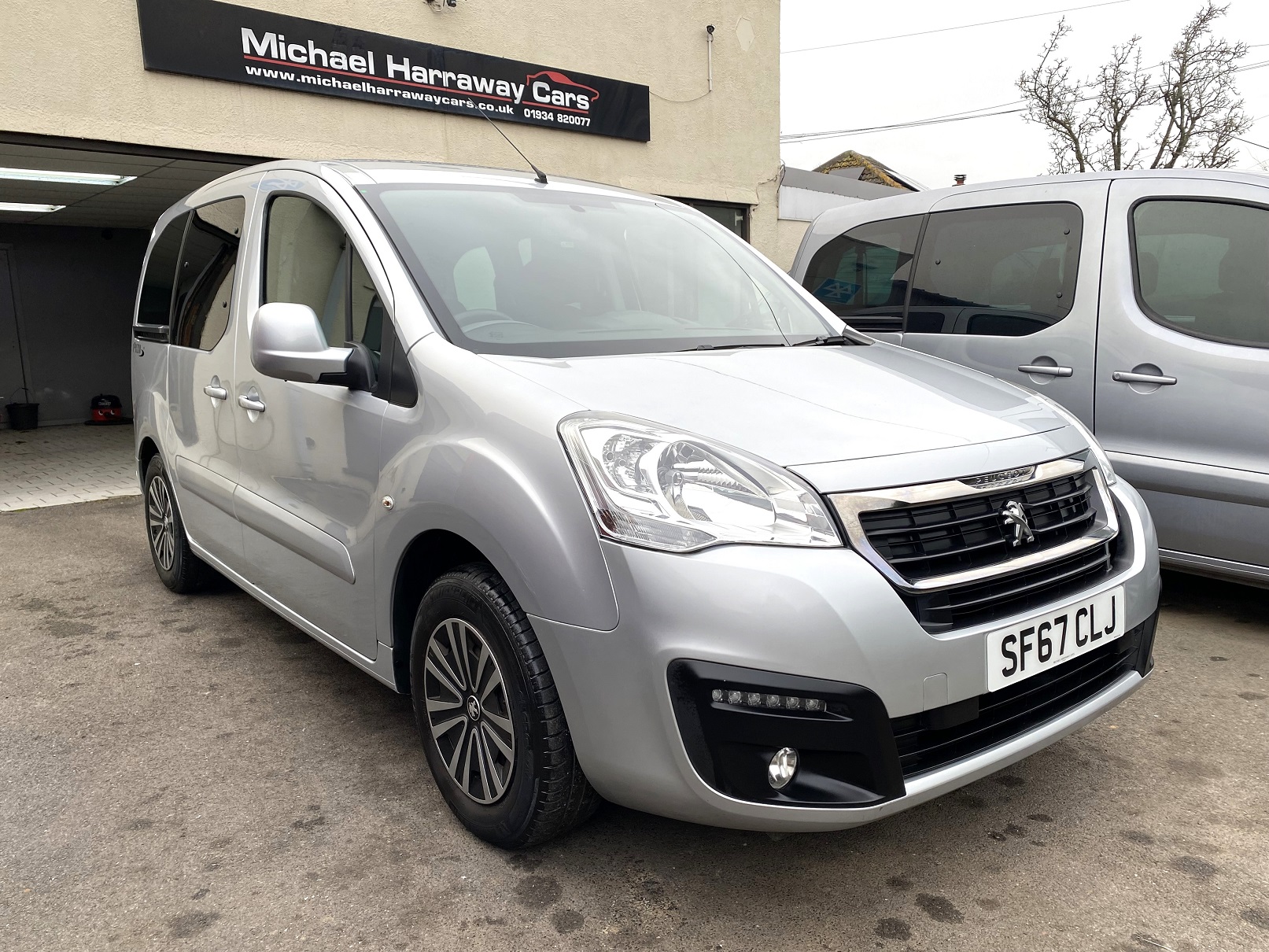 Peugeot Partner Petrol WAV 5 Seats SF67 CLJ (5) Used WAV Petrol Peugeot Partner 5 Seat Disabled Access WAV Cars For Sale Bristol Wheelchair Accessible Vehicles Used For Sale Somerset Devon Dorset Bath SF67 CLJ 5