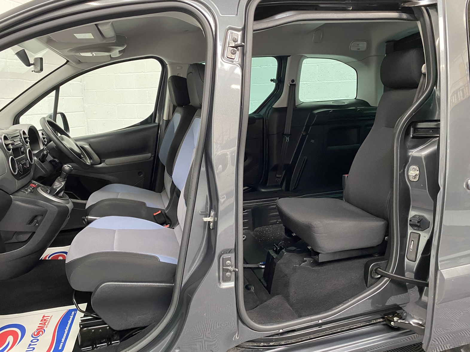 Used WAV Peugeot Partner 3 Seat Disabled Access WAV Cars For Sale Bristol Wheelchair Accessible Vehicles Used For Sale Somerset Devon Dorset Bath SF17 OSW 7