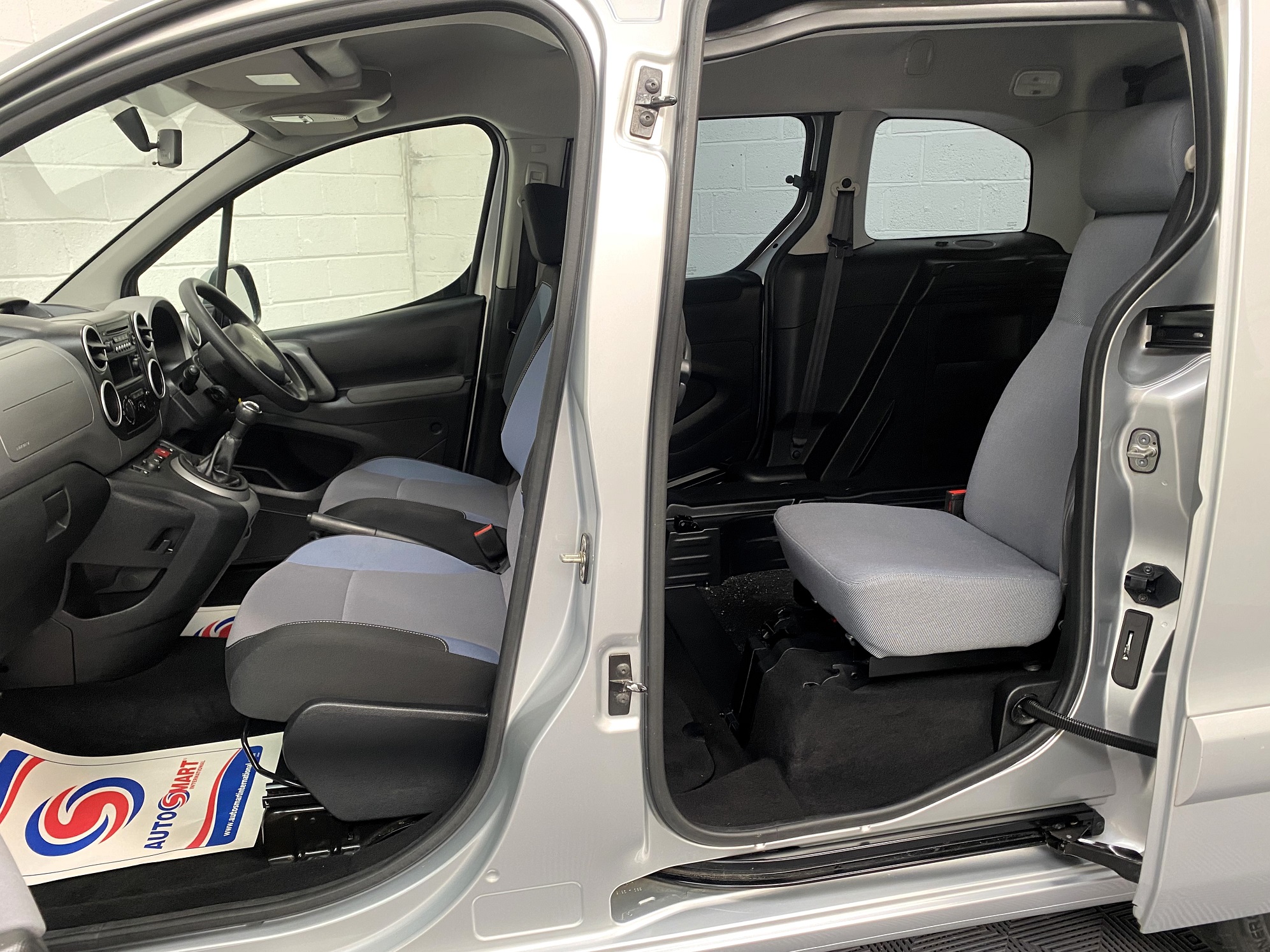 Used Peugeot Partner Tepee Petrol 3 Seat WAV Cars For Sale Bristol Wheelchair Accessible Vehicles Used For Sale Somerset Devon Dorset Bath SF16 FNW 7