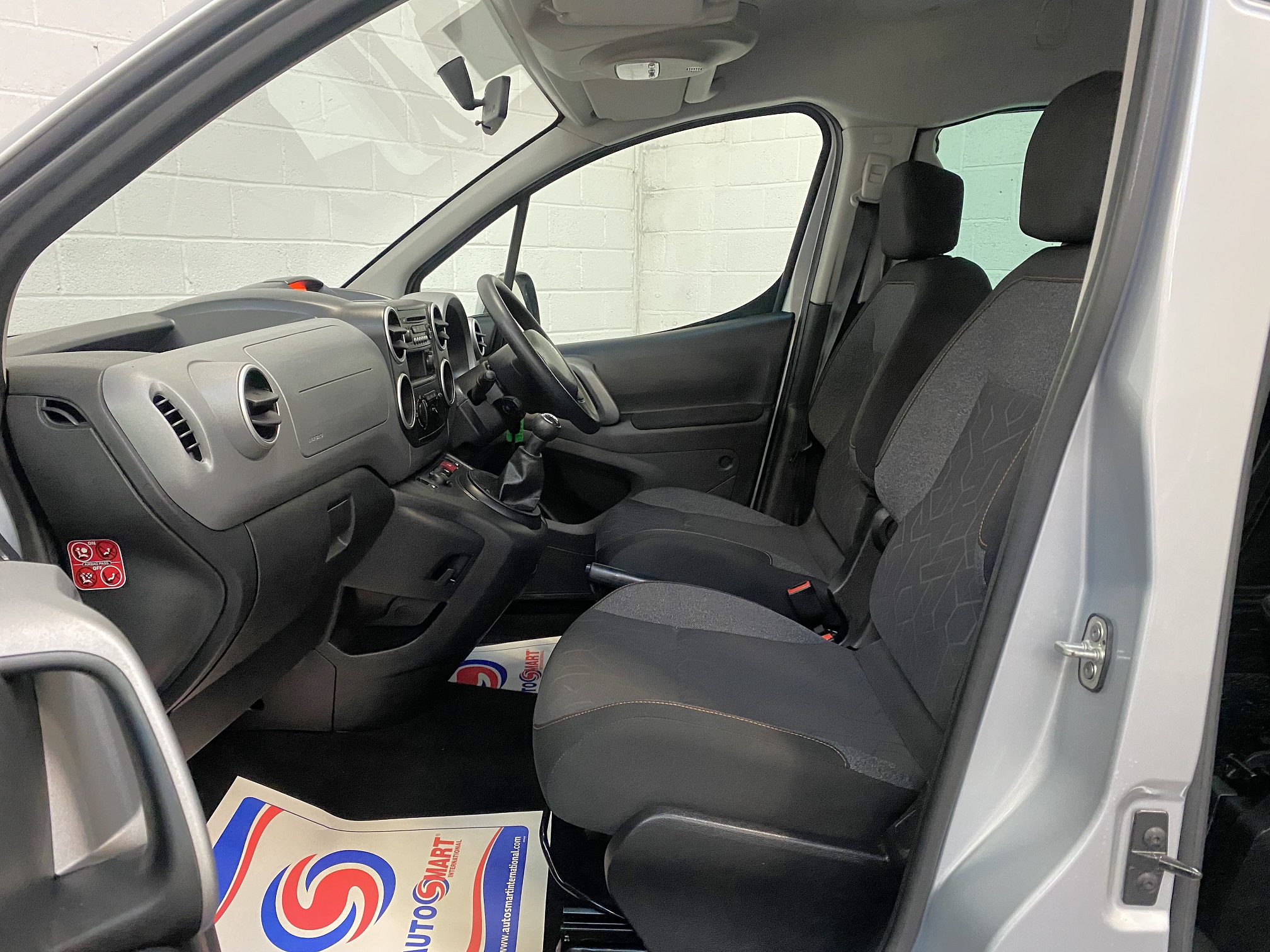 Used Peugeot Partner Tepee Petrol 3 Seat WAV Cars For Sale Bristol Wheelchair Accessible Vehicles Used For Sale Somerset Devon Dorset Bath SF18 JGO 13