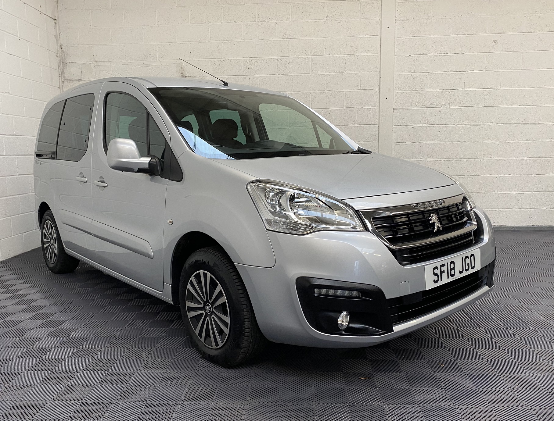 Used Peugeot Partner Tepee Petrol 3 Seat WAV Cars For Sale Bristol Wheelchair Accessible Vehicles Used For Sale Somerset Devon Dorset Bath SF18 JGO 17