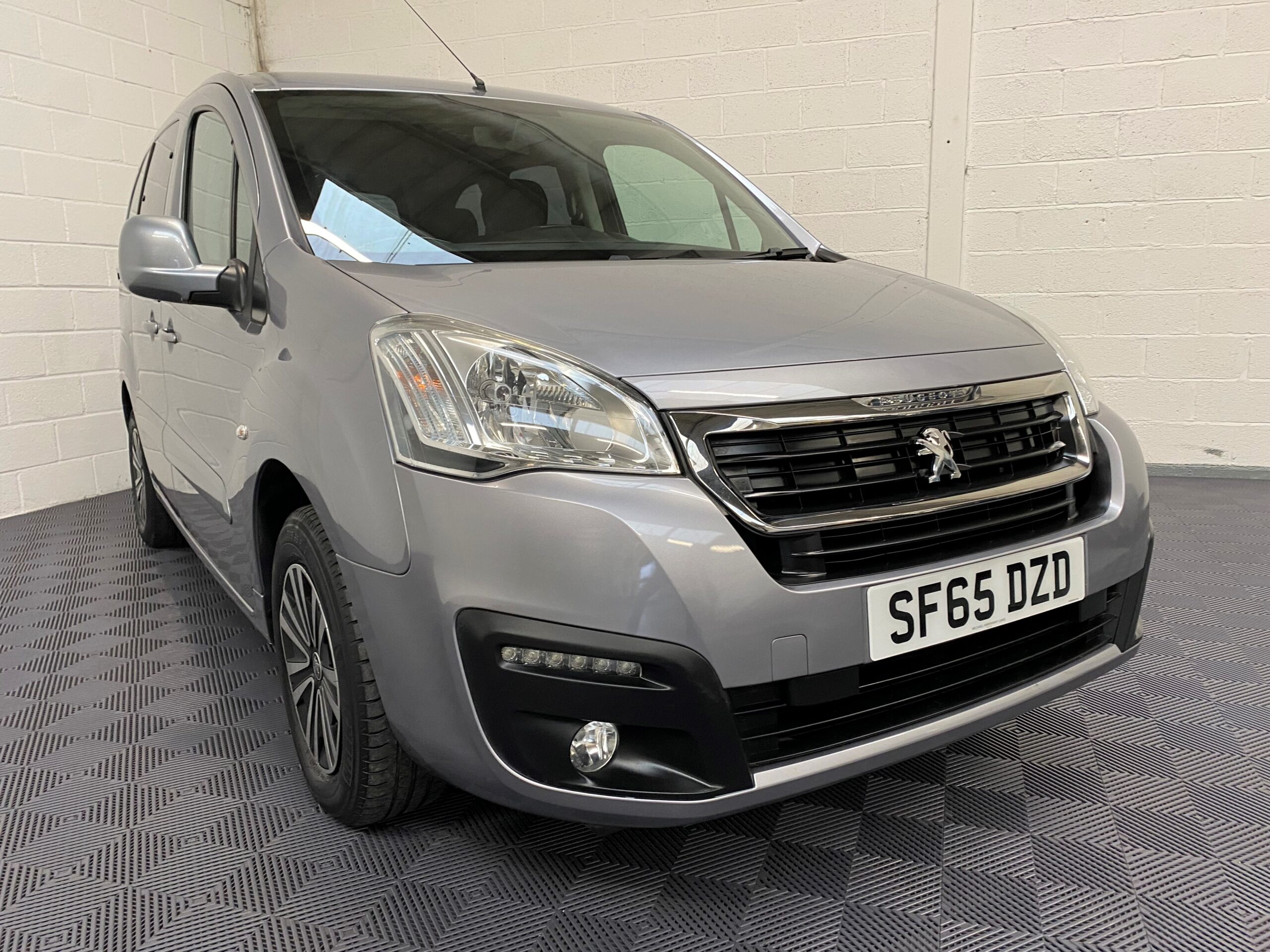 Used Peugeot Partner Petrol WAV Cars For Sale Bristol Wheelchair Accessible Vehicles Used For Sale Somerset Devon Dorset Bath SF65 DZD 10