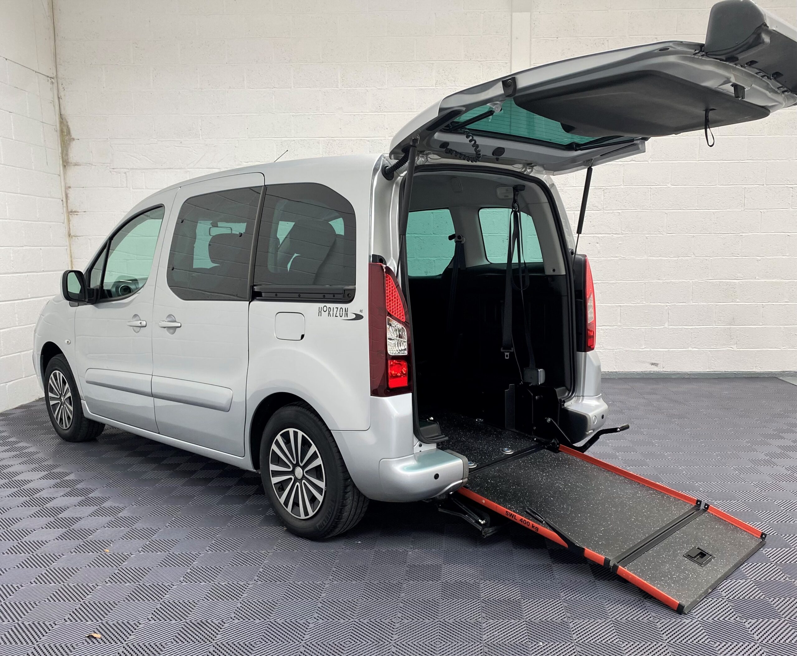 Peugeot Partner Tepee Horizon RE BlueHDi S/S 2018/18