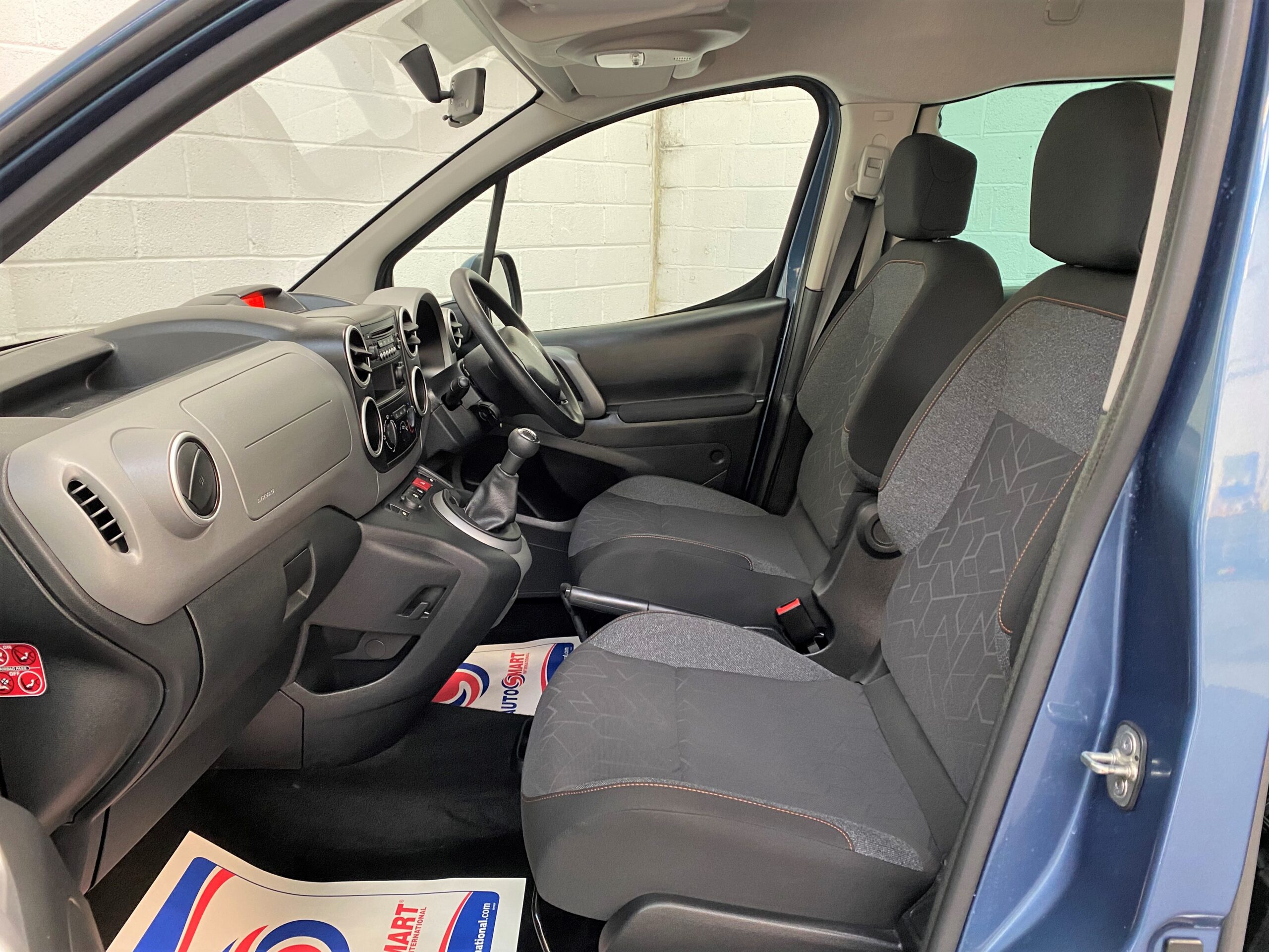 Used Peugeot Partner WAV Cars For Sale Bristol Wheelchair Accessible Vehicles Used For Sale Somerset Devon Dorset Bath SD17 PVU 10