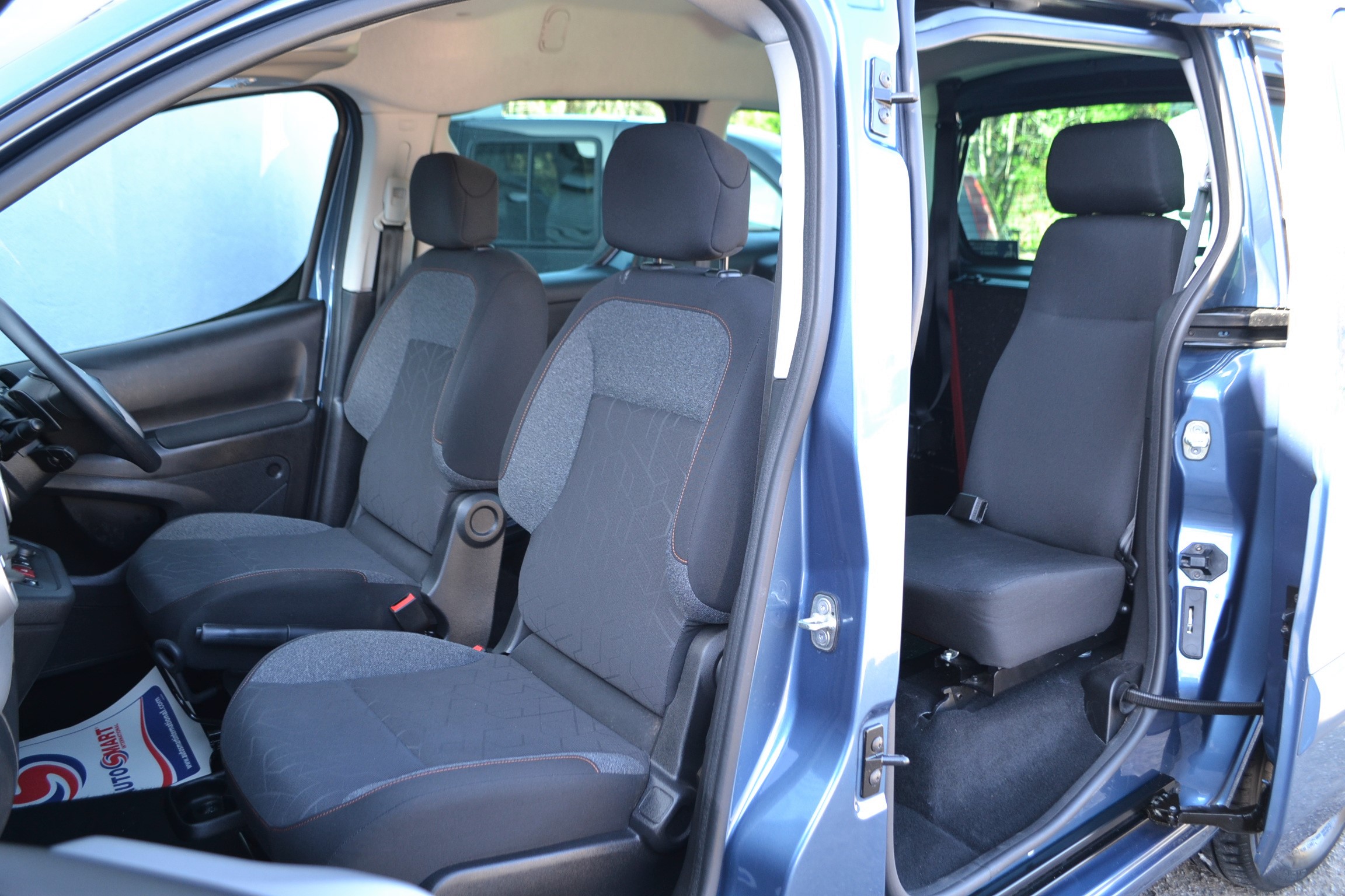 Used Peugeot Partner Auto WAV Cars For Sale Bristol Wheelchair Accessible Vehicles Used For Sale Somerset Devon Dorset Bath SF67 BJY 7