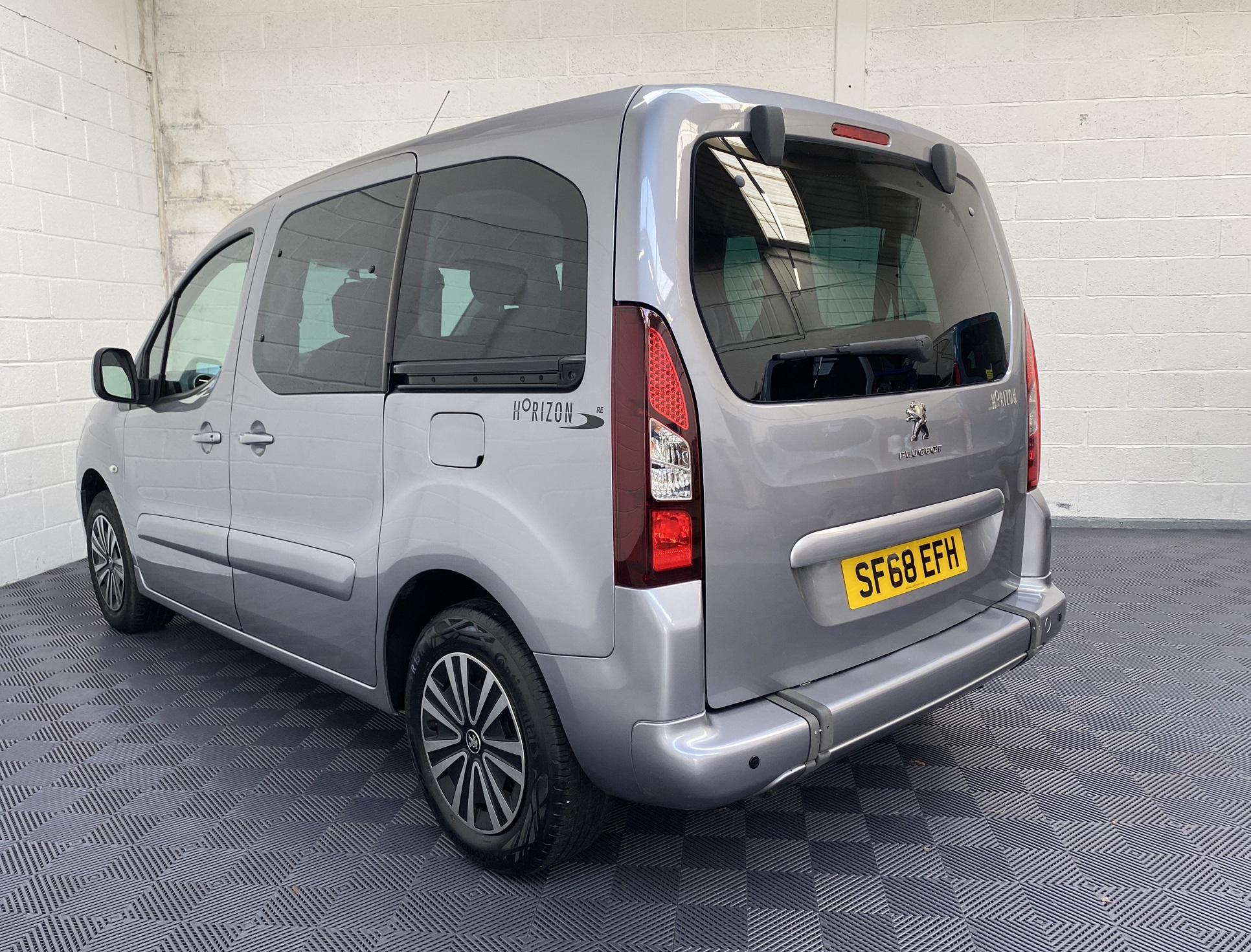 Used WAV Peugeot Peugeot Automatic Disabled Access WAV Cars For Sale Bristol Wheelchair Accessible Vehicles Used For Sale Somerset Devon Dorset Bath SF68 EFH 12