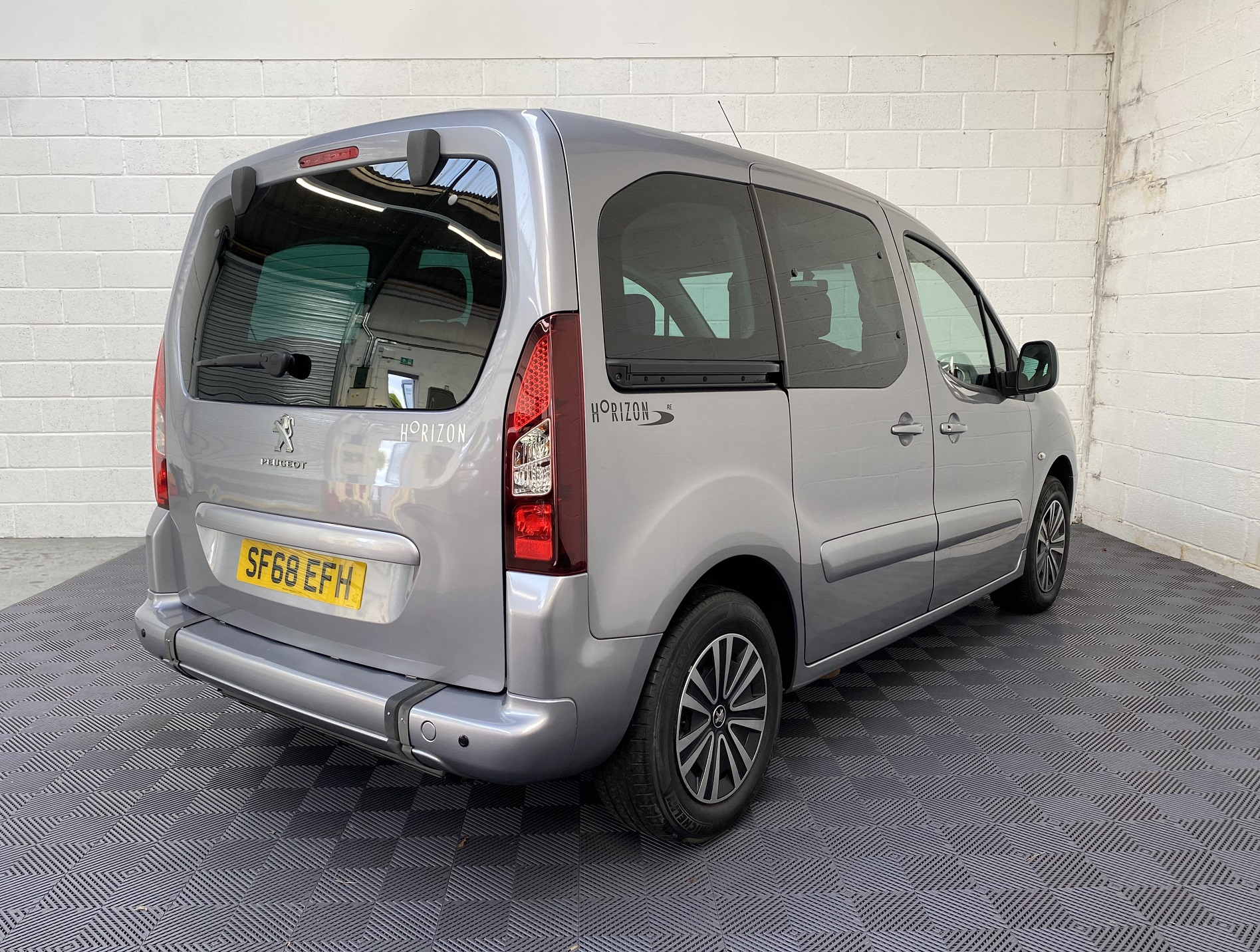 Used WAV Peugeot Peugeot Automatic Disabled Access WAV Cars For Sale Bristol Wheelchair Accessible Vehicles Used For Sale Somerset Devon Dorset Bath SF68 EFH 14