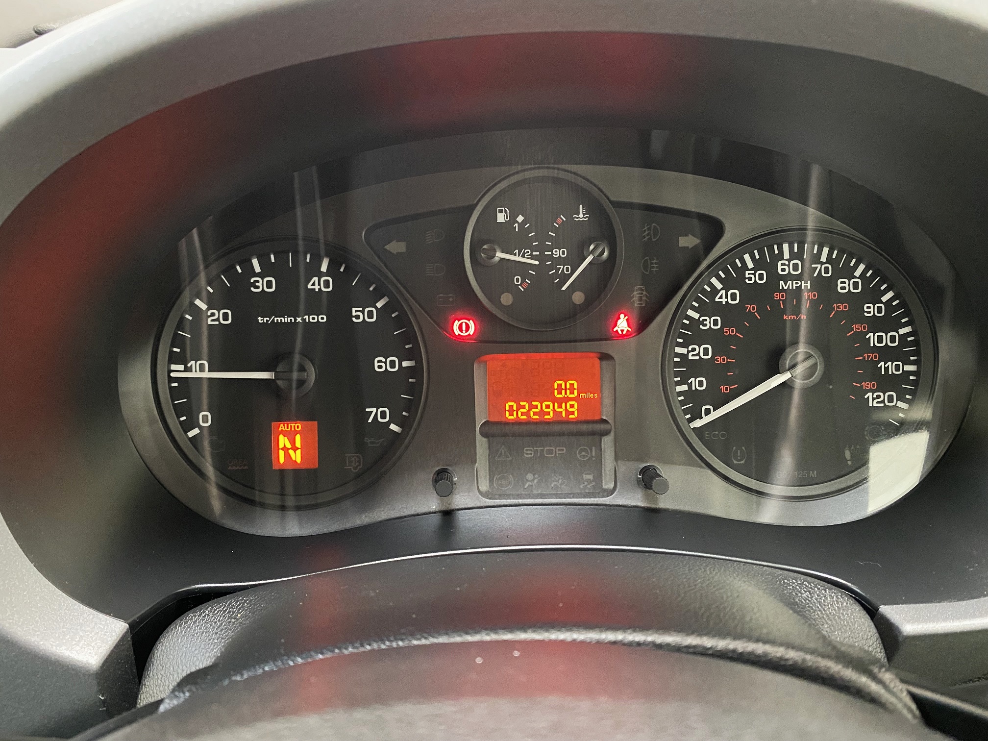 Used WAV Peugeot Peugeot Automatic Disabled Access WAV Cars For Sale Bristol Wheelchair Accessible Vehicles Used For Sale Somerset Devon Dorset Bath SF68 EFH 4