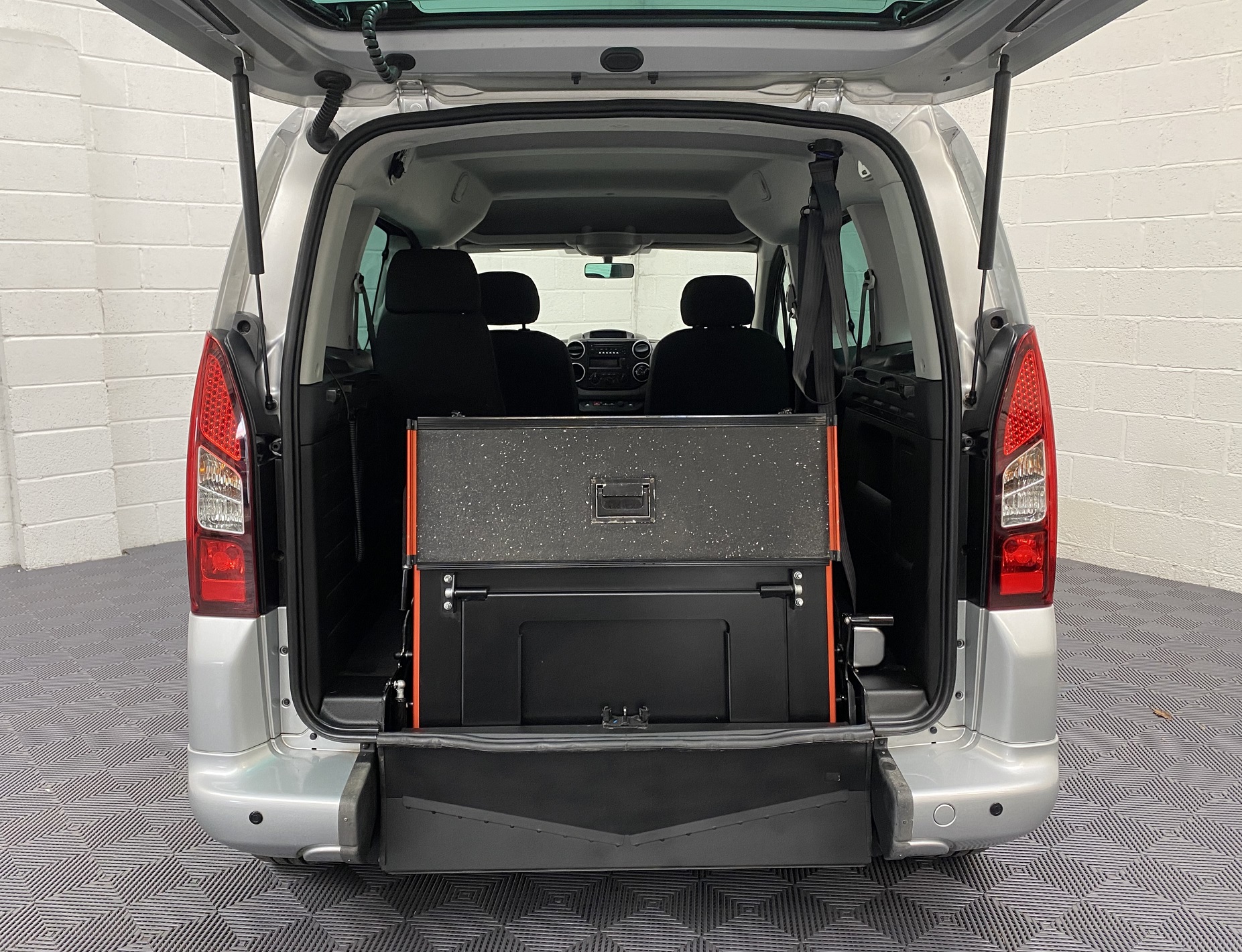 Used Automatic Peugeot Partner Tepee 3 Seat WAV Cars For Sale Bristol Wheelchair Accessible Vehicles Used For Sale Somerset Devon Dorset Bath SF18 JXV 6