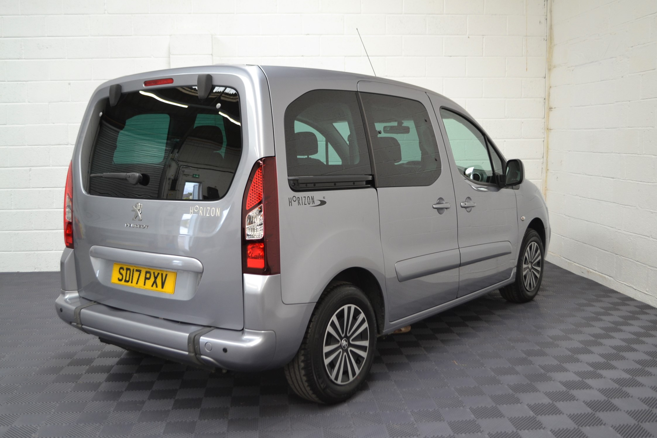 Peugeot Partner 1.6 BlueHDi Tepee Active Tepee 2017/17