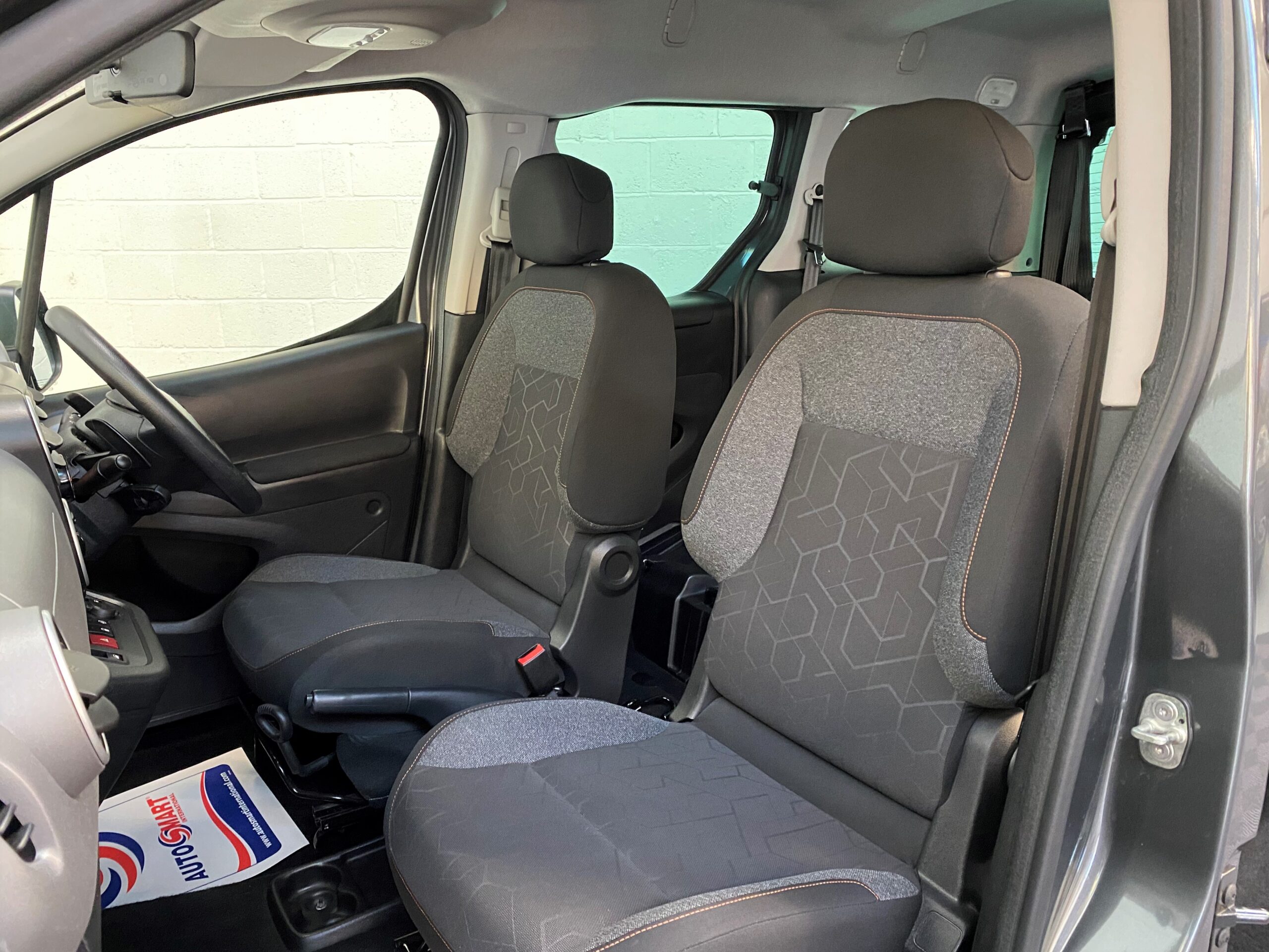 Used Peugeot Partner Auto WAV Cars For Sale Bristol Wheelchair Accessible Vehicles Used For Sale Somerset Devon Dorset Bath SF18 HBZ 18