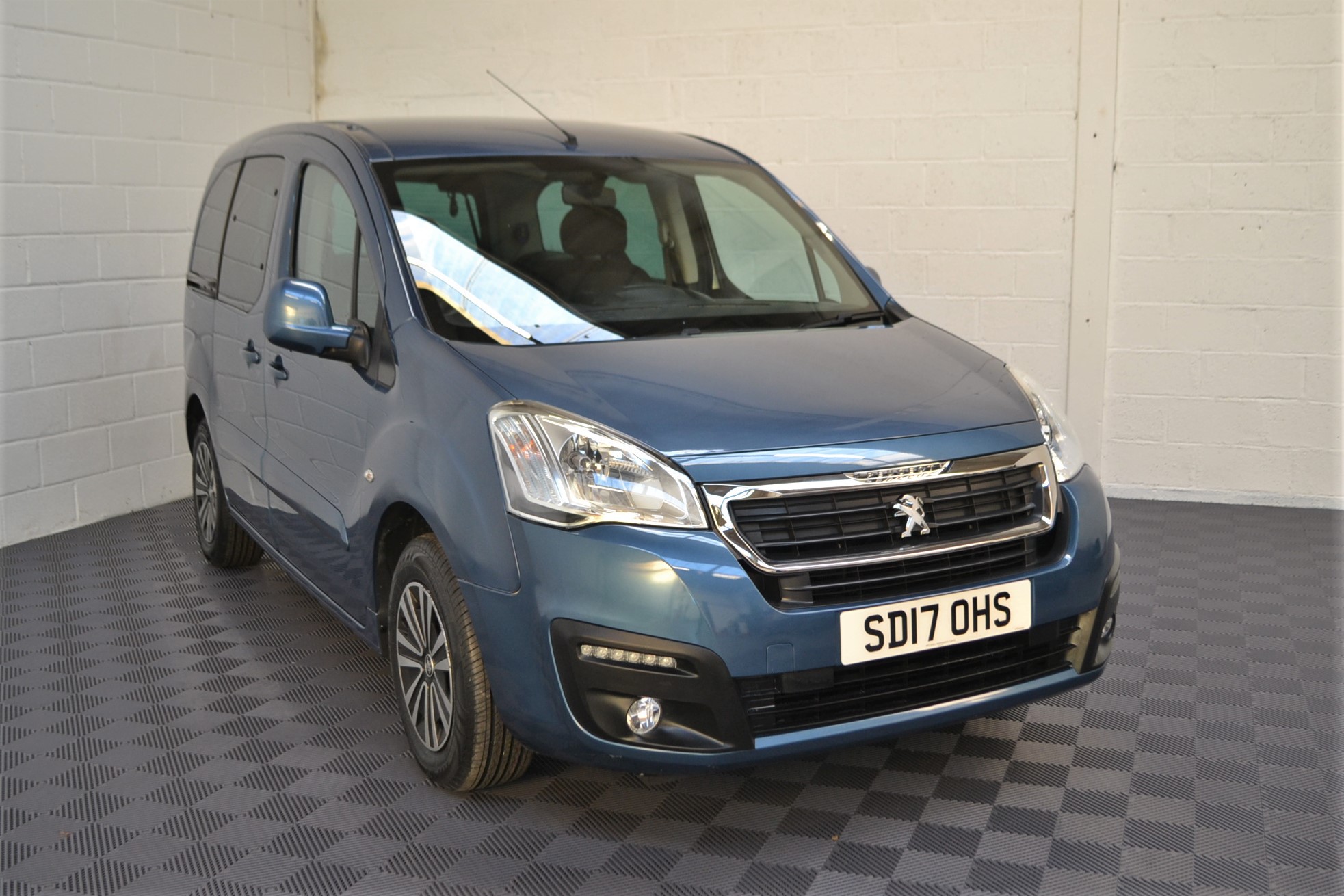 Used WAV Cars For Sale Bristol Wheelchair Accessible Vehicles Used For Sale Somerset Devon Dorset Bath Peugeot Partner SD17 OHS 3