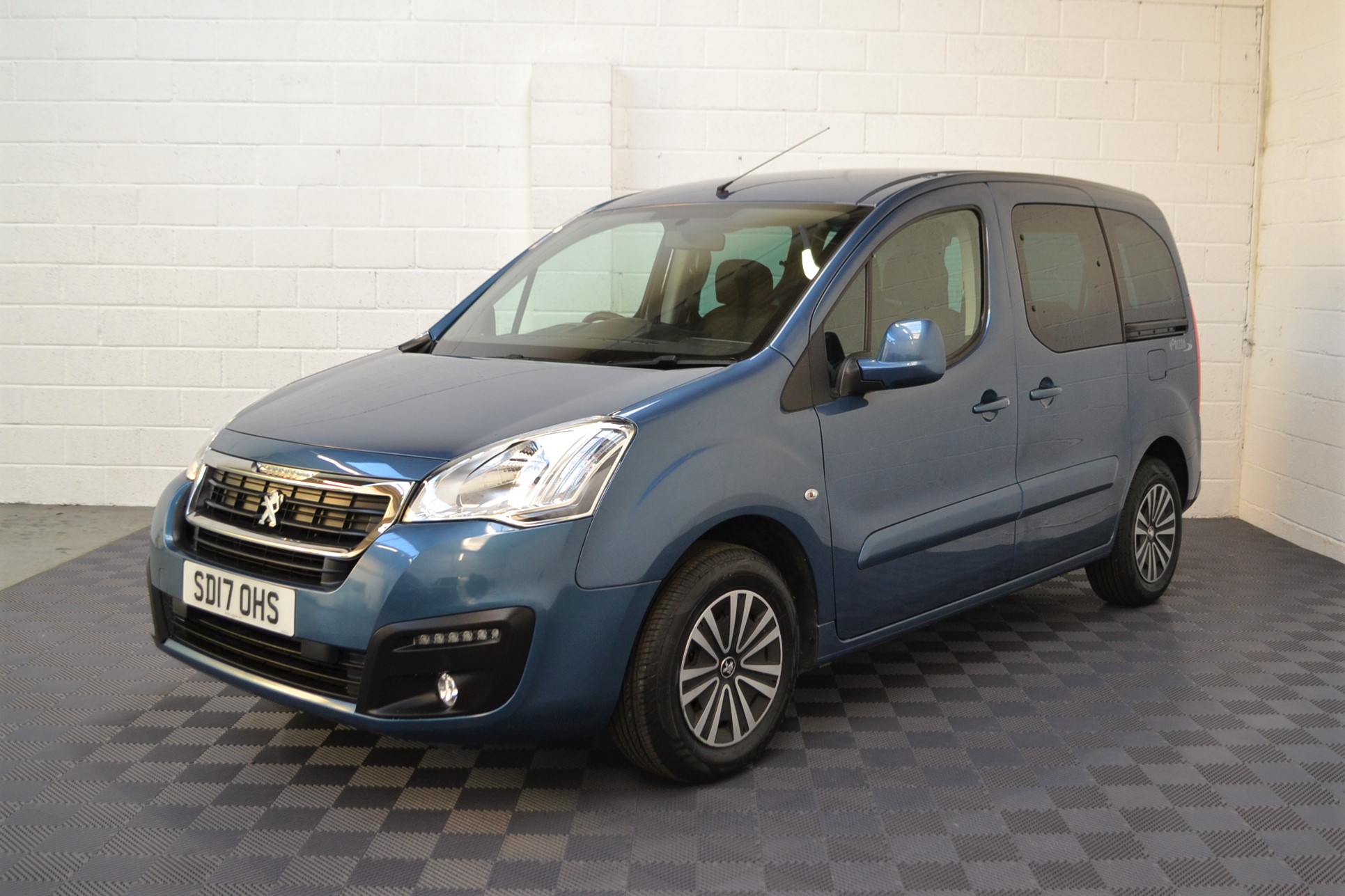 Used WAV Cars For Sale Bristol Wheelchair Accessible Vehicles Used For Sale Somerset Devon Dorset Bath Peugeot Partner SD17 OHS 6