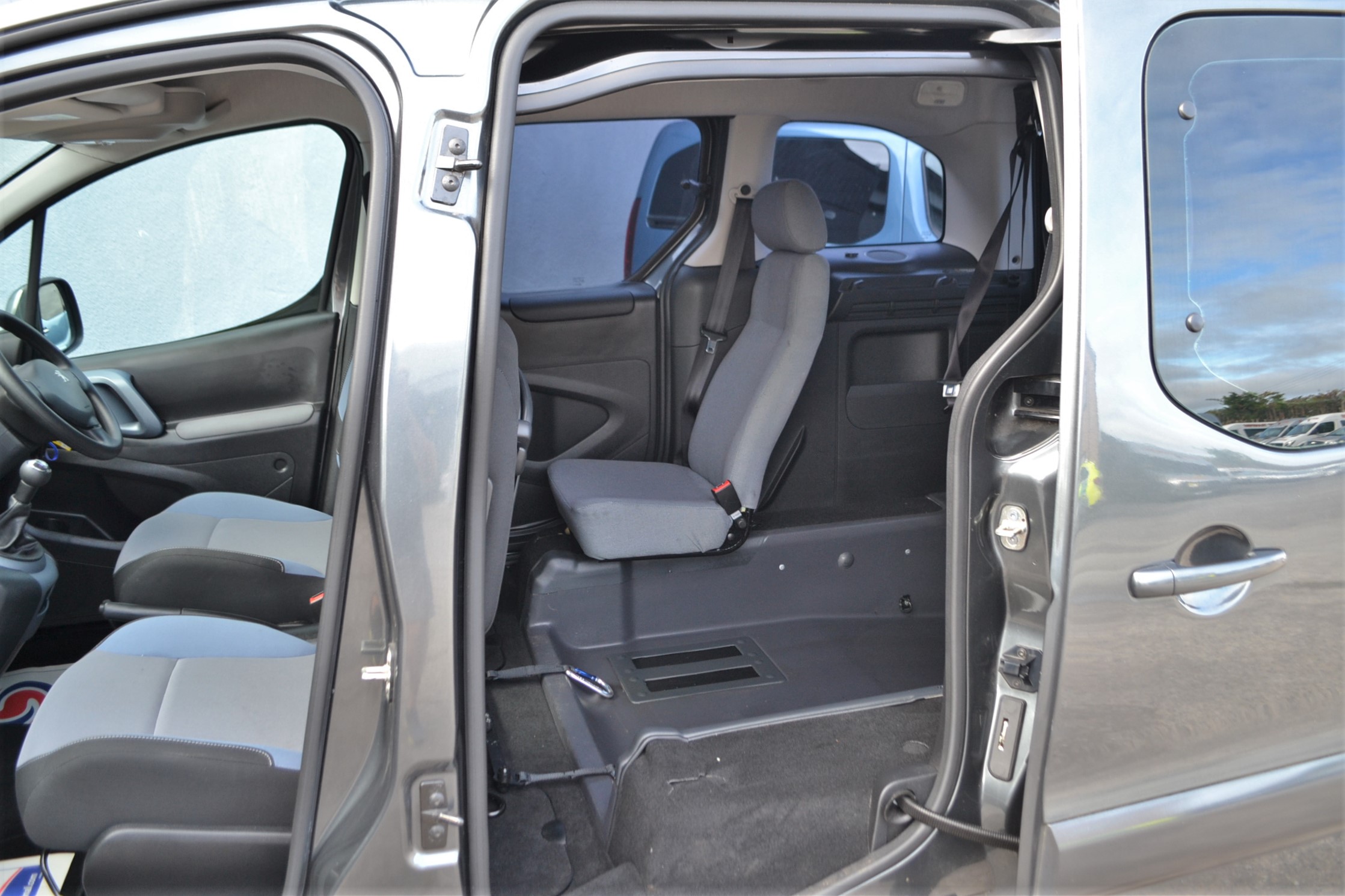 Used Peugeot Partner WAV Cars For Sale Bristol Wheelchair Accessible Vehicles Used For Sale Somerset Devon Dorset Bath SF65 CCX 1