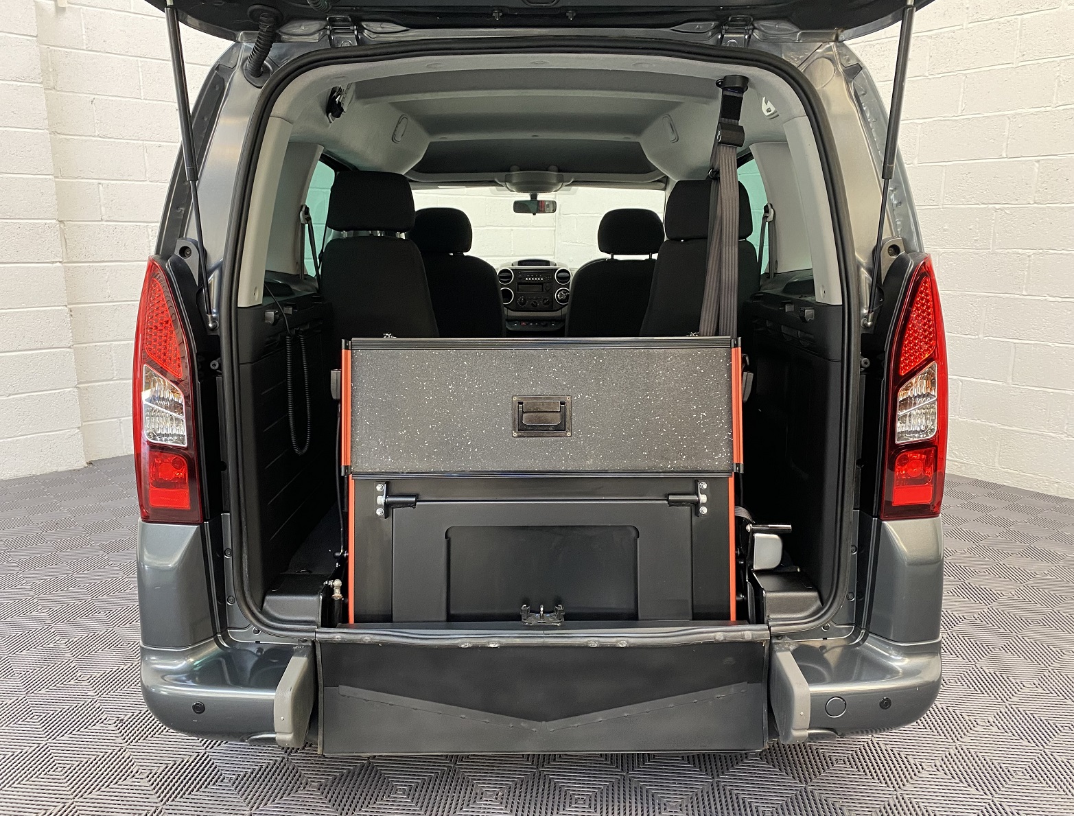 Used WAV Peugeot Partner 4 Seat Disabled Access WAV Cars For Sale Bristol Wheelchair Accessible Vehicles Used For Sale Somerset Devon Dorset Bath SF67 EHD 8