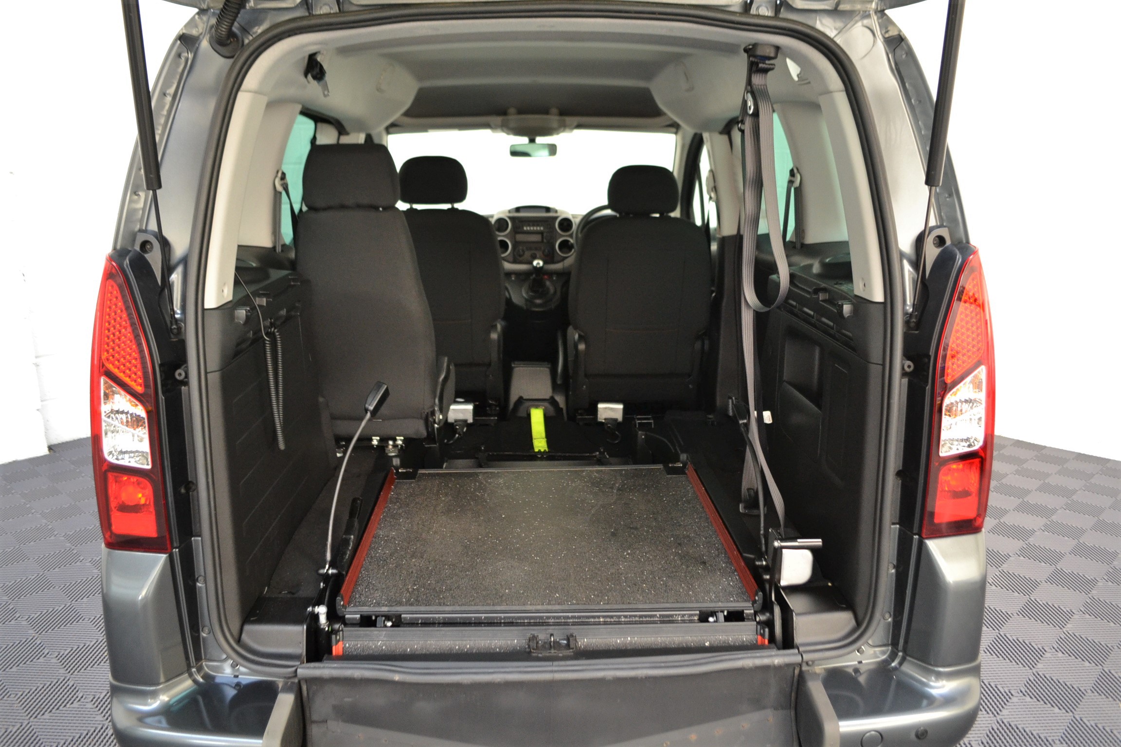 Used Peugeot Partner WAV Cars For Sale Bristol Wheelchair Accessible Vehicles Used For Sale Somerset Devon Dorset Bath SF68 DTK 15