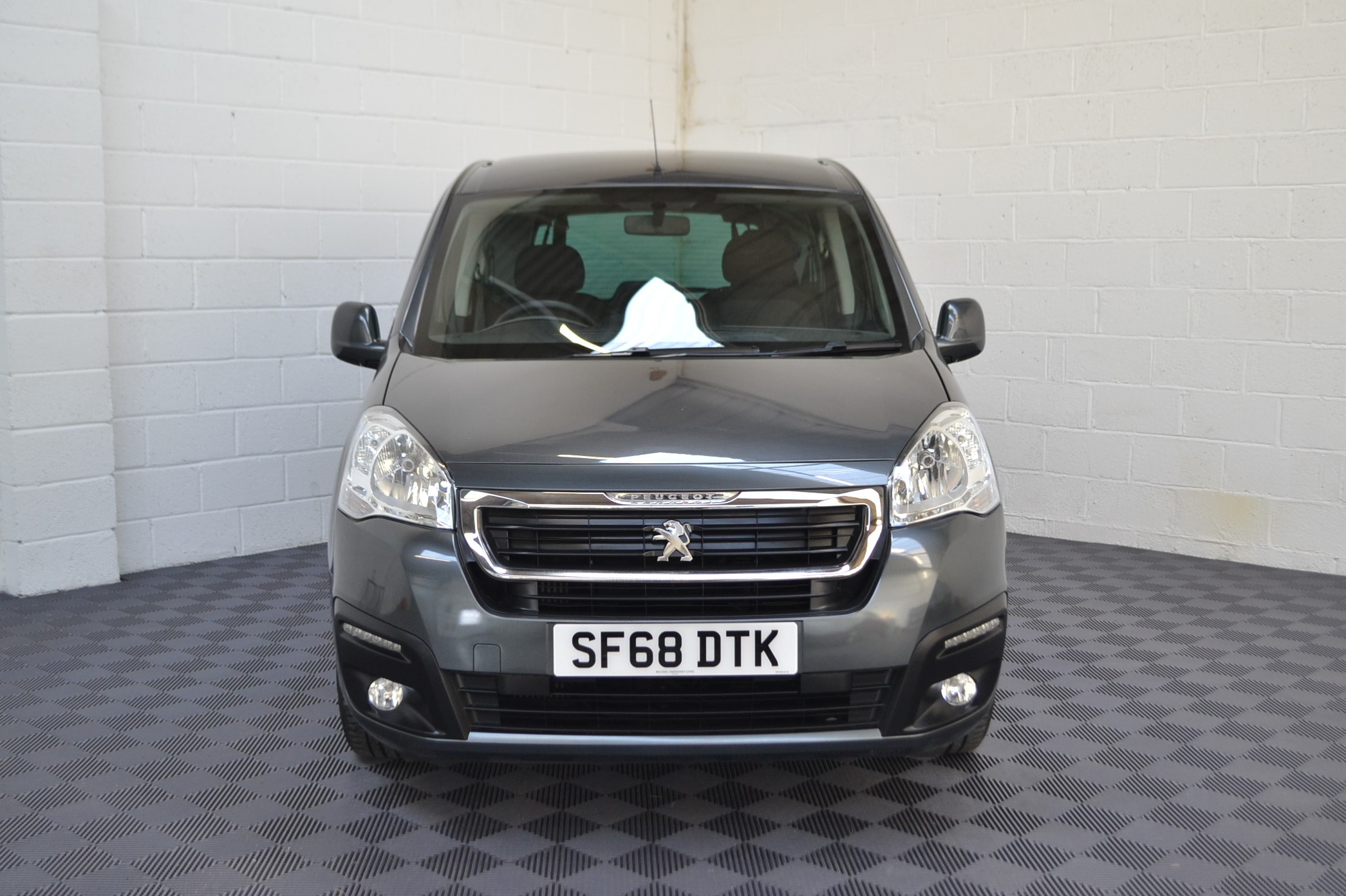Used Peugeot Partner WAV Cars For Sale Bristol Wheelchair Accessible Vehicles Used For Sale Somerset Devon Dorset Bath SF68 DTK 4