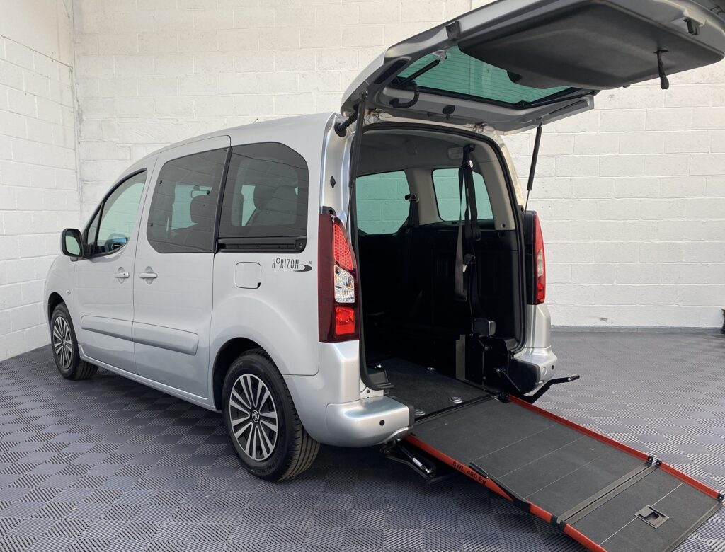 Peugeot Partner Tepee Active Blue HDi 2016/16