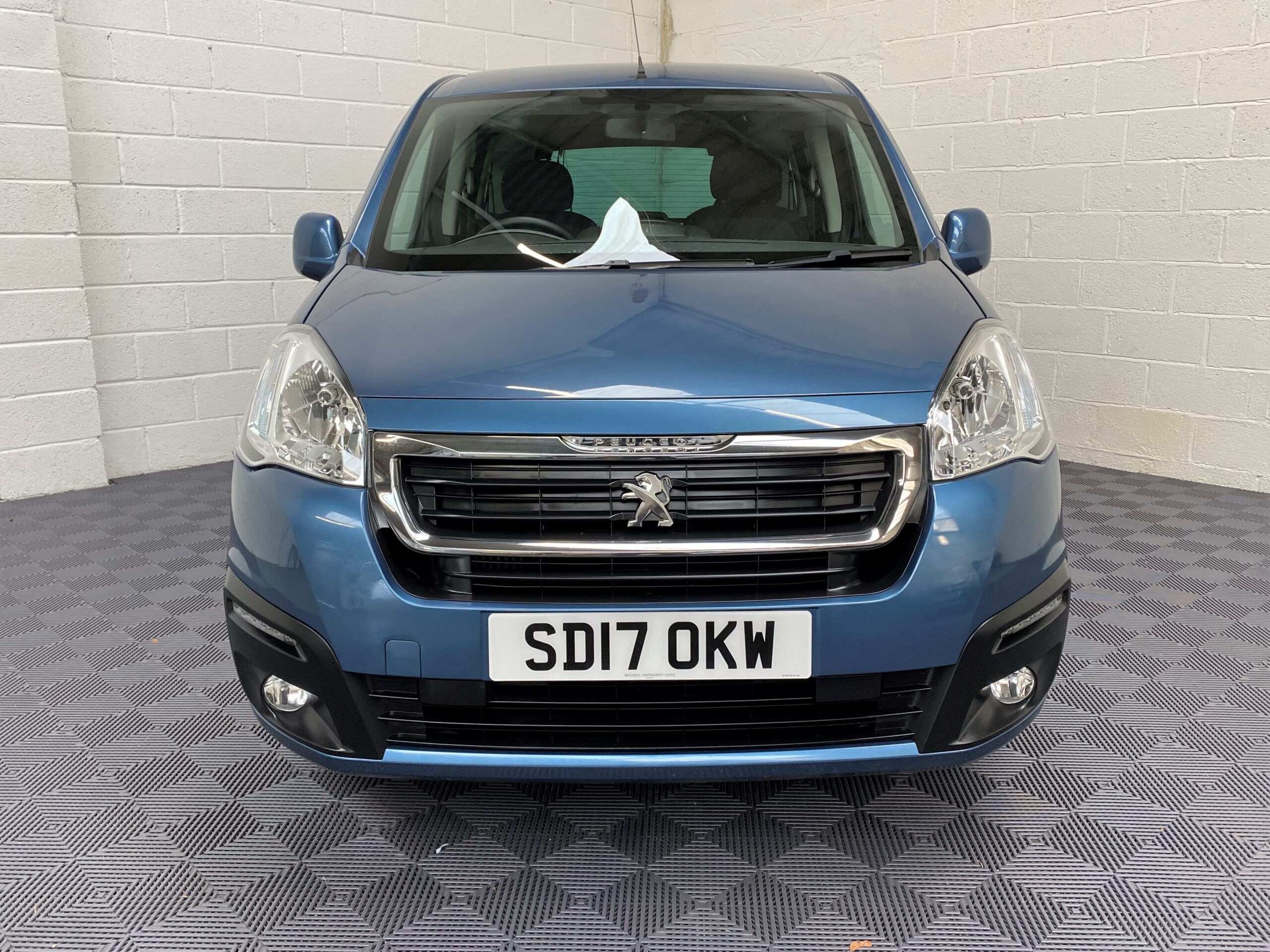 Used Peugeot Partner WAV Cars For Sale Bristol Wheelchair Accessible Vehicles Used For Sale Somerset Devon Dorset Bath SD17 OKW 15