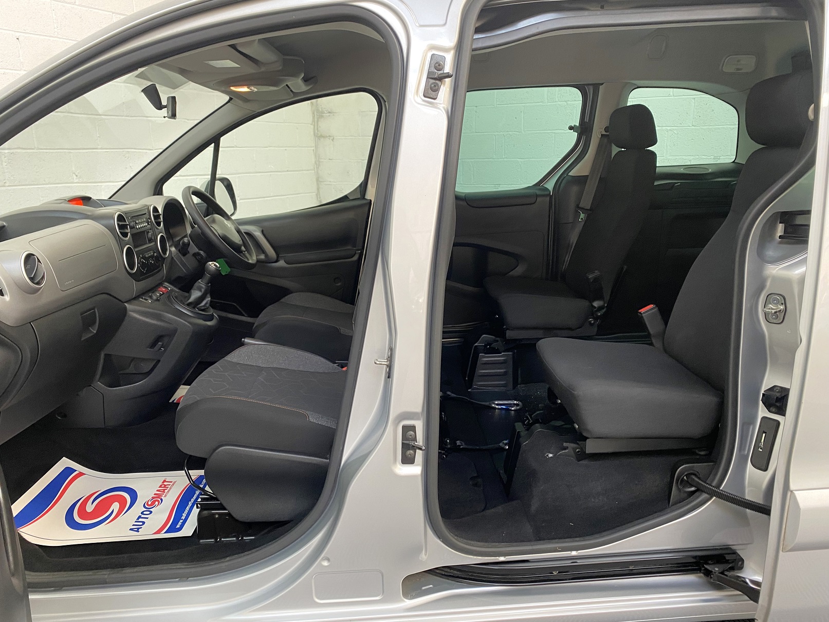 Used WAV Peugeot Partner Tepee 4 Seat Disabled Access WAV Cars For Sale Bristol Wheelchair Accessible Vehicles Used For Sale Somerset Devon Dorset Bath SF67 CZO 15