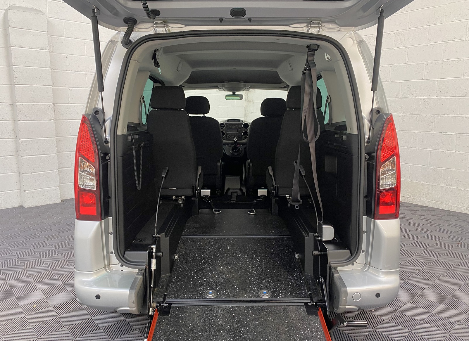 Used WAV Peugeot Partner Tepee 4 Seat Disabled Access WAV Cars For Sale Bristol Wheelchair Accessible Vehicles Used For Sale Somerset Devon Dorset Bath SF67 CZO 8