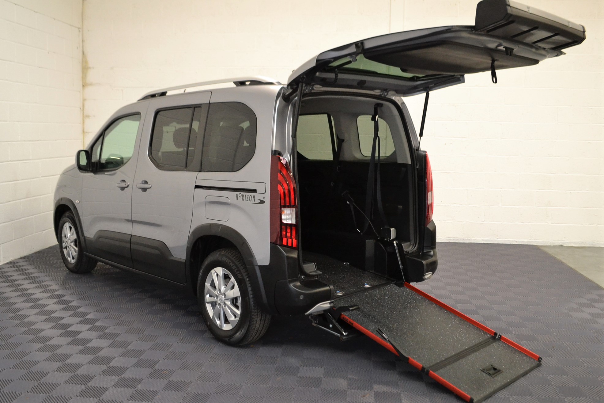 Peugeot Rifter 1.2 Horizon RE Auto 2021/70