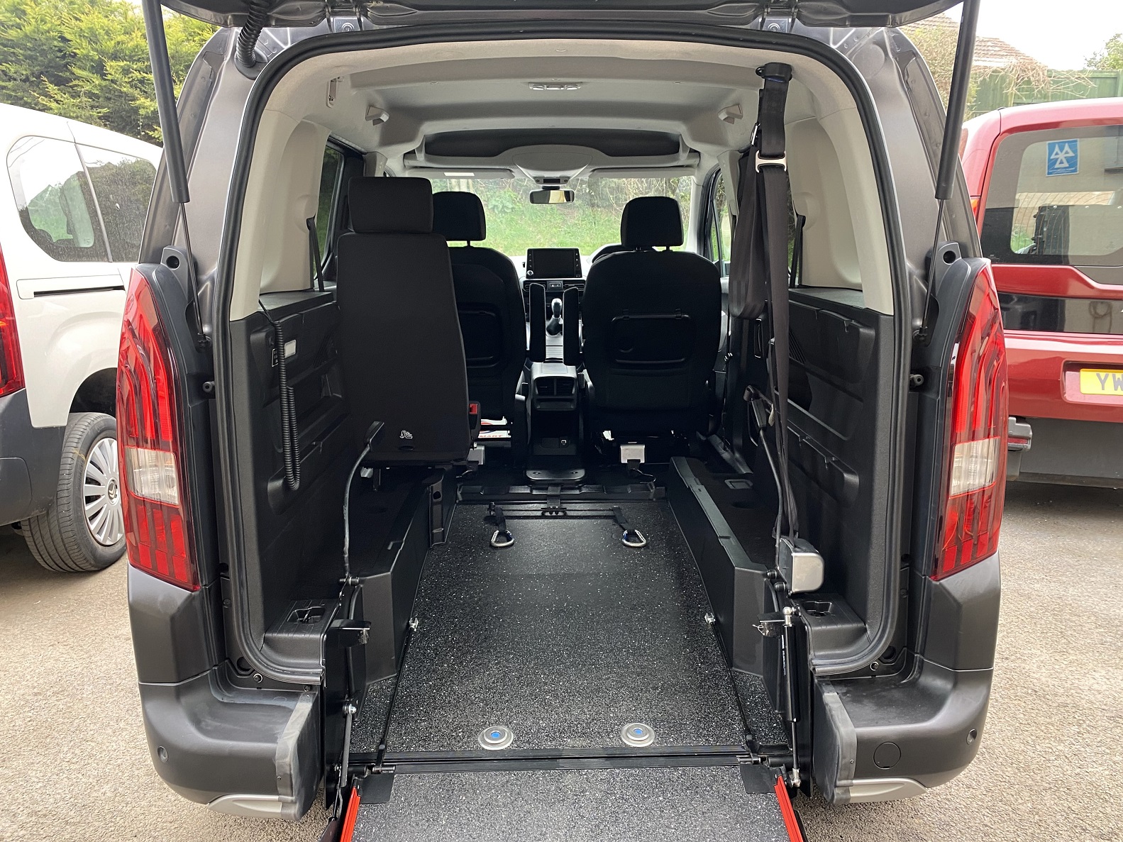 Used WAV Peugeot Rifter 3 Seat Disabled Access WAV Cars For Sale Bristol Wheelchair Accessible Vehicles Used For Sale Somerset Devon Dorset Bath SF19 ECT 11