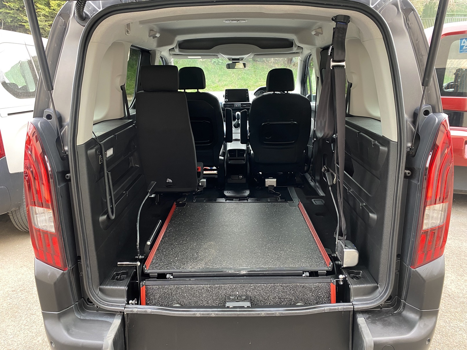 Used WAV Peugeot Rifter 3 Seat Disabled Access WAV Cars For Sale Bristol Wheelchair Accessible Vehicles Used For Sale Somerset Devon Dorset Bath SF19 ECT 12