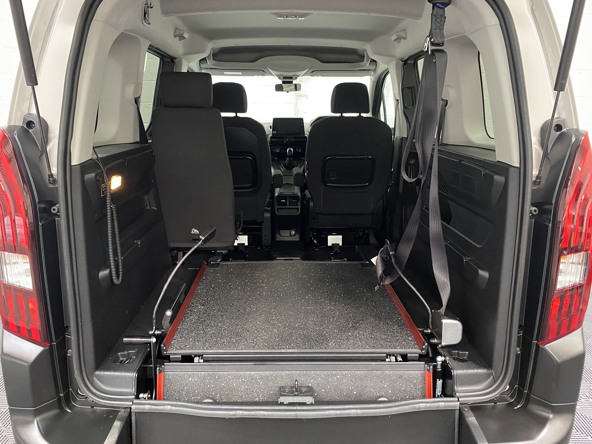 Used WAV Peugeot Rifter 3 Seat Disabled Access WAV Cars For Sale Bristol Wheelchair Accessible Vehicles Used For Sale Somerset Devon Dorset Bath SF19 CMO 13