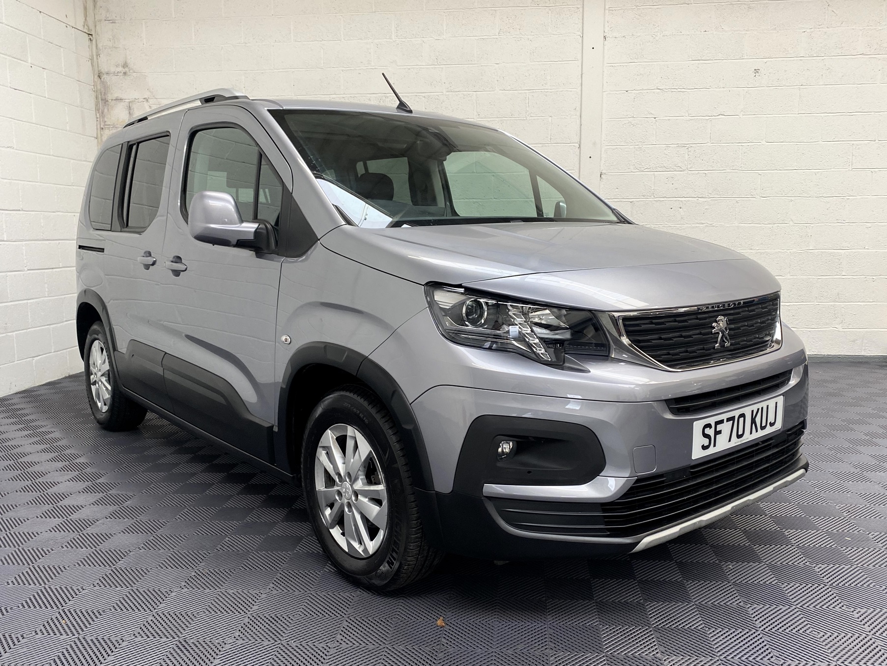 Used WAV Peugeot Rifter 3 Seat Disabled Access WAV Cars For Sale Bristol Wheelchair Accessible Vehicles Used For Sale Somerset Devon Dorset Bath SF70 KUJ 1