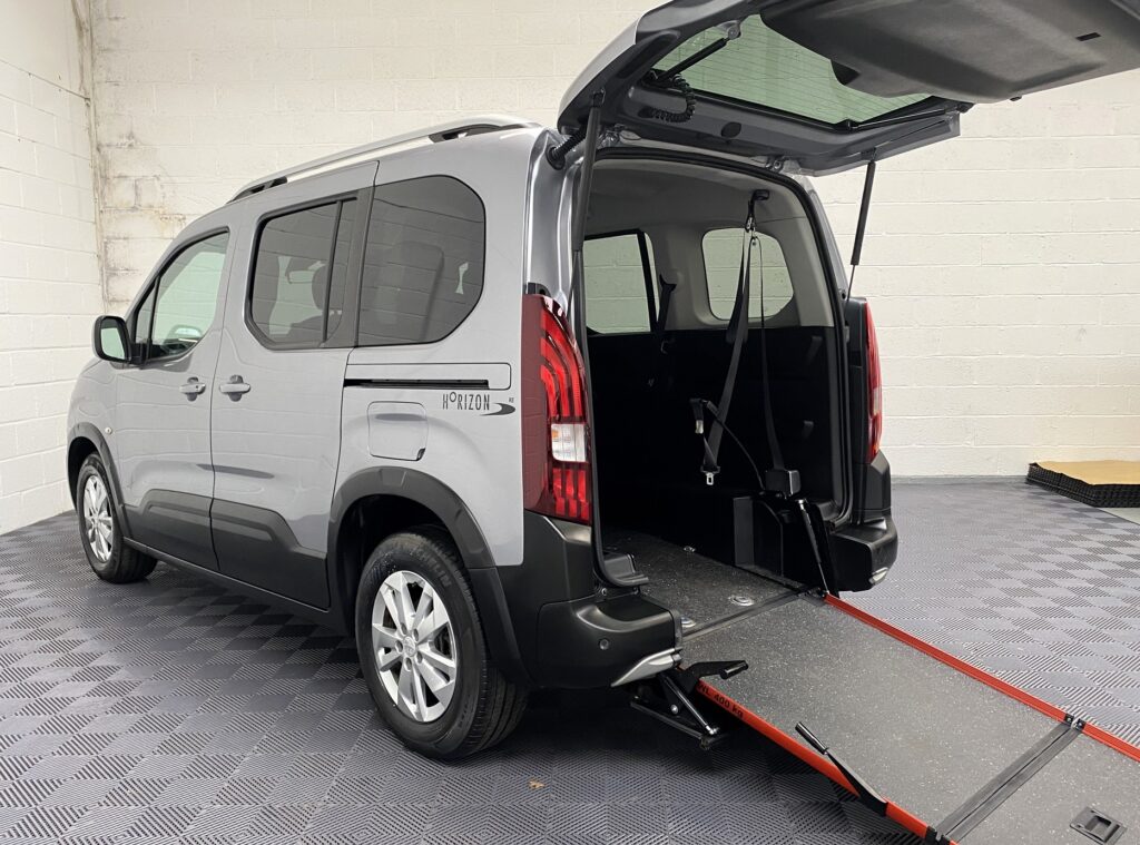 Peugeot Rifter Allure 1.5 HDI Horizon RE 2070/70