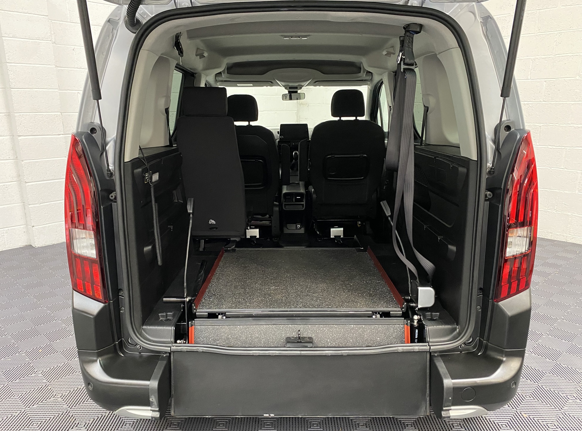 Used WAV Peugeot Rifter 3 Seat Disabled Access WAV Cars For Sale Bristol Wheelchair Accessible Vehicles Used For Sale Somerset Devon Dorset Bath SF70 KUJ 23