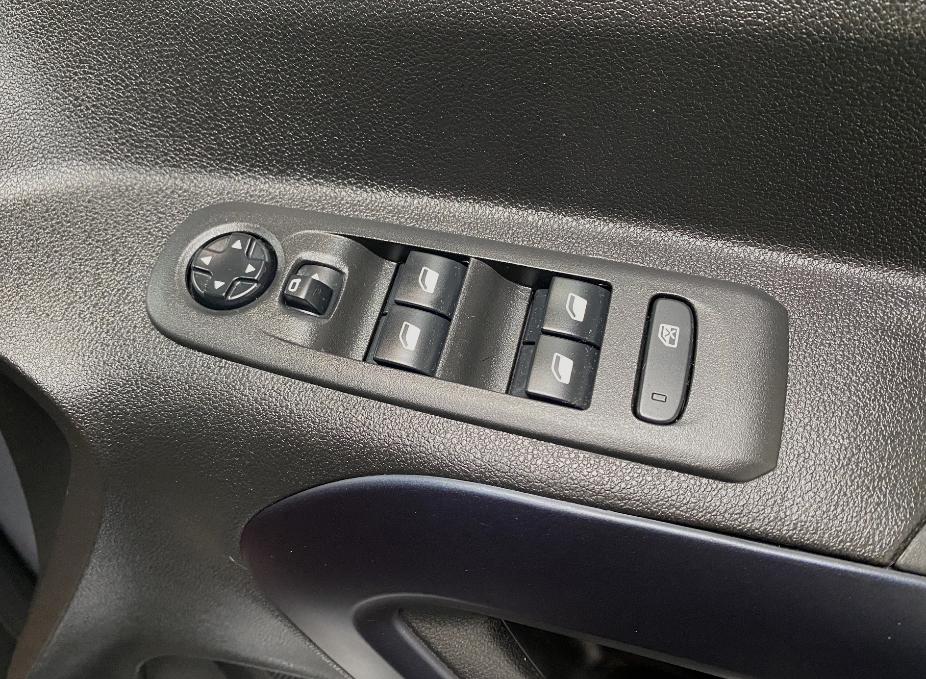 Used WAV Peugeot Rifter 3 Seat Disabled Access WAV Cars For Sale Bristol Wheelchair Accessible Vehicles Used For Sale Somerset Devon Dorset Bath SF70 KUJ 8