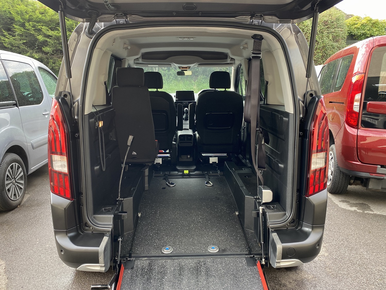 Used WAV Peugeot Rifter Disabled Access WAV Cars For Sale Bristol Wheelchair Accessible Vehicles Used For Sale Somerset Devon Dorset Bath SF20 FYP 12