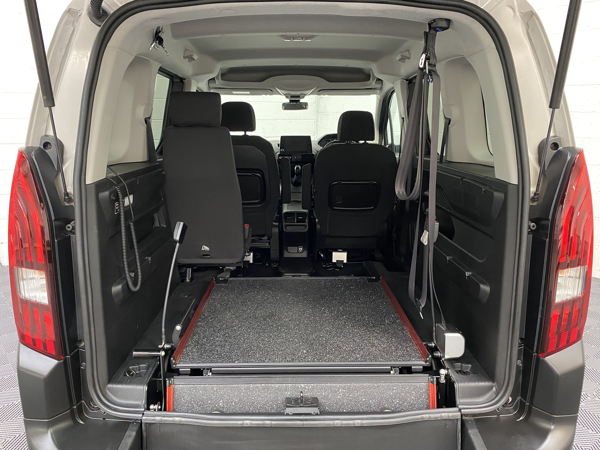 Used Peugeot Rifter 3 Seat WAV Cars For Sale Bristol Wheelchair Accessible Vehicles Used For Sale Somerset Devon Dorset Bath SF69 HAU 23