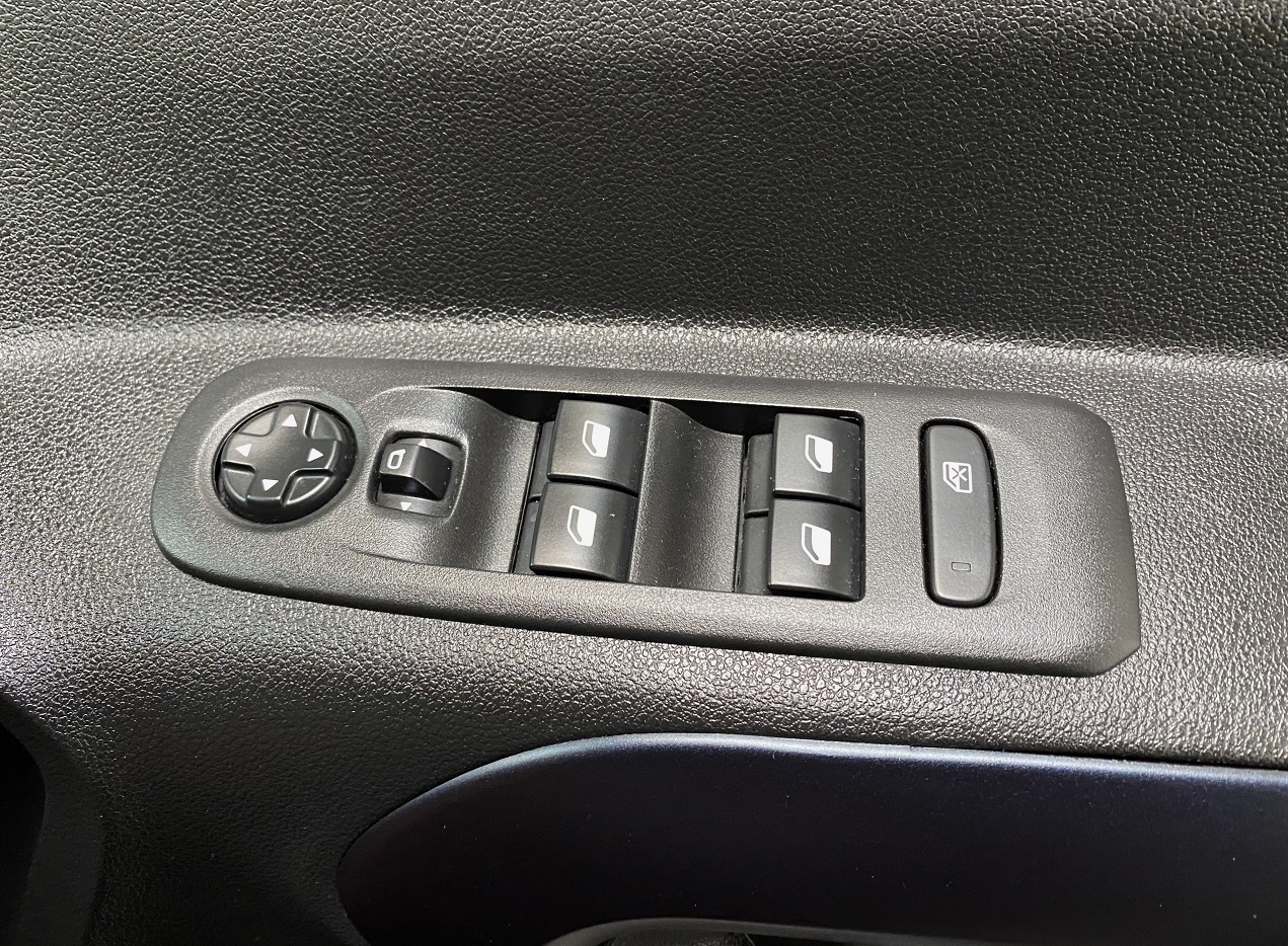 Used Peugeot Rifter 3 Seat WAV Cars For Sale Bristol Wheelchair Accessible Vehicles Used For Sale Somerset Devon Dorset Bath SF69 HAU 6