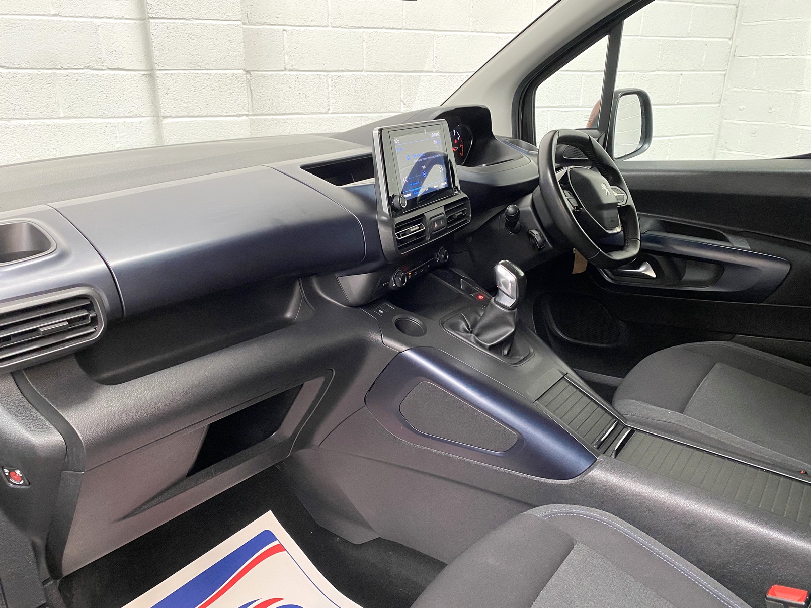 Used WAV Peugeot Rifter 3 Seat Disabled Access WAV Cars For Sale Bristol Wheelchair Accessible Vehicles Used For Sale Somerset Devon Dorset Bath SF69 HCV 9