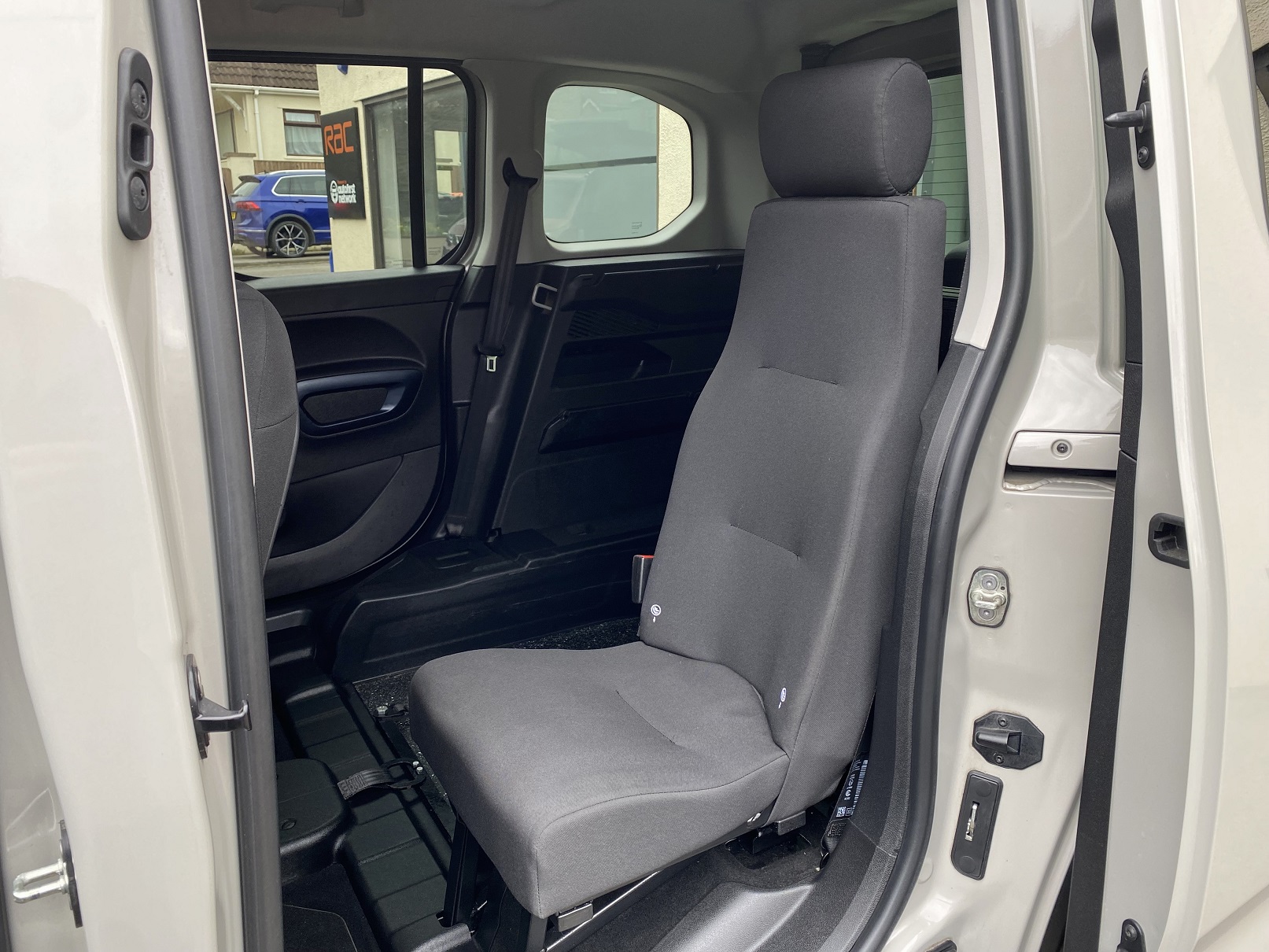 Peugeot Rifter Wheelchair Accessible SF20 HHD (17) Used WAV Peugeot Rifter 3 Seat Disabled Access WAV Cars For Sale Bristol Wheelchair Accessible Vehicles Used For Sale Somerset Devon Dorset Bath SF20 HHD 17