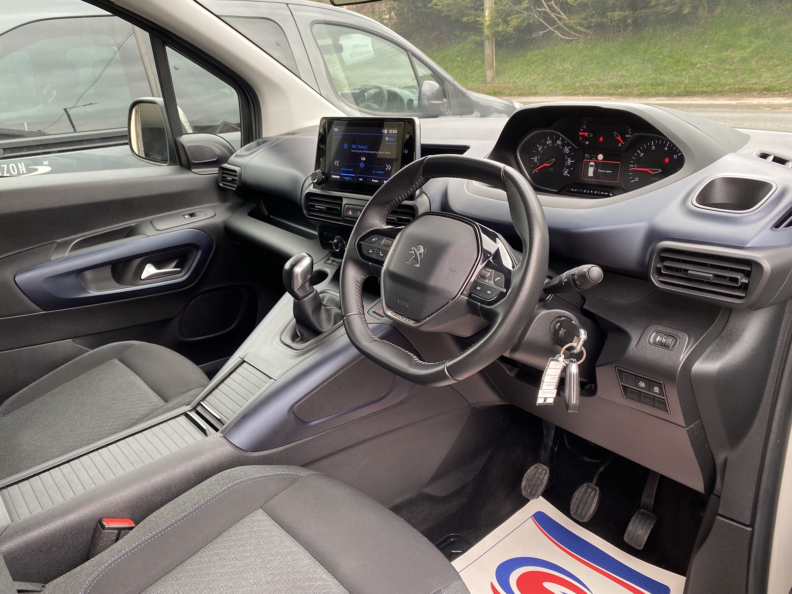 Peugeot Rifter Wheelchair Accessible SF20 HHD (19) Used WAV Peugeot Rifter 3 Seat Disabled Access WAV Cars For Sale Bristol Wheelchair Accessible Vehicles Used For Sale Somerset Devon Dorset Bath SF20 HHD 19