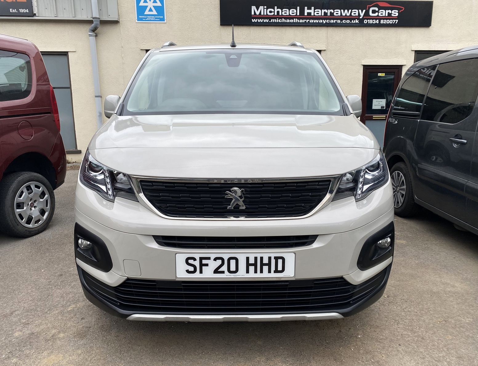 Peugeot Rifter Wheelchair Accessible SF20 HHD (6) Used WAV Peugeot Rifter 3 Seat Disabled Access WAV Cars For Sale Bristol Wheelchair Accessible Vehicles Used For Sale Somerset Devon Dorset Bath SF20 HHD 6