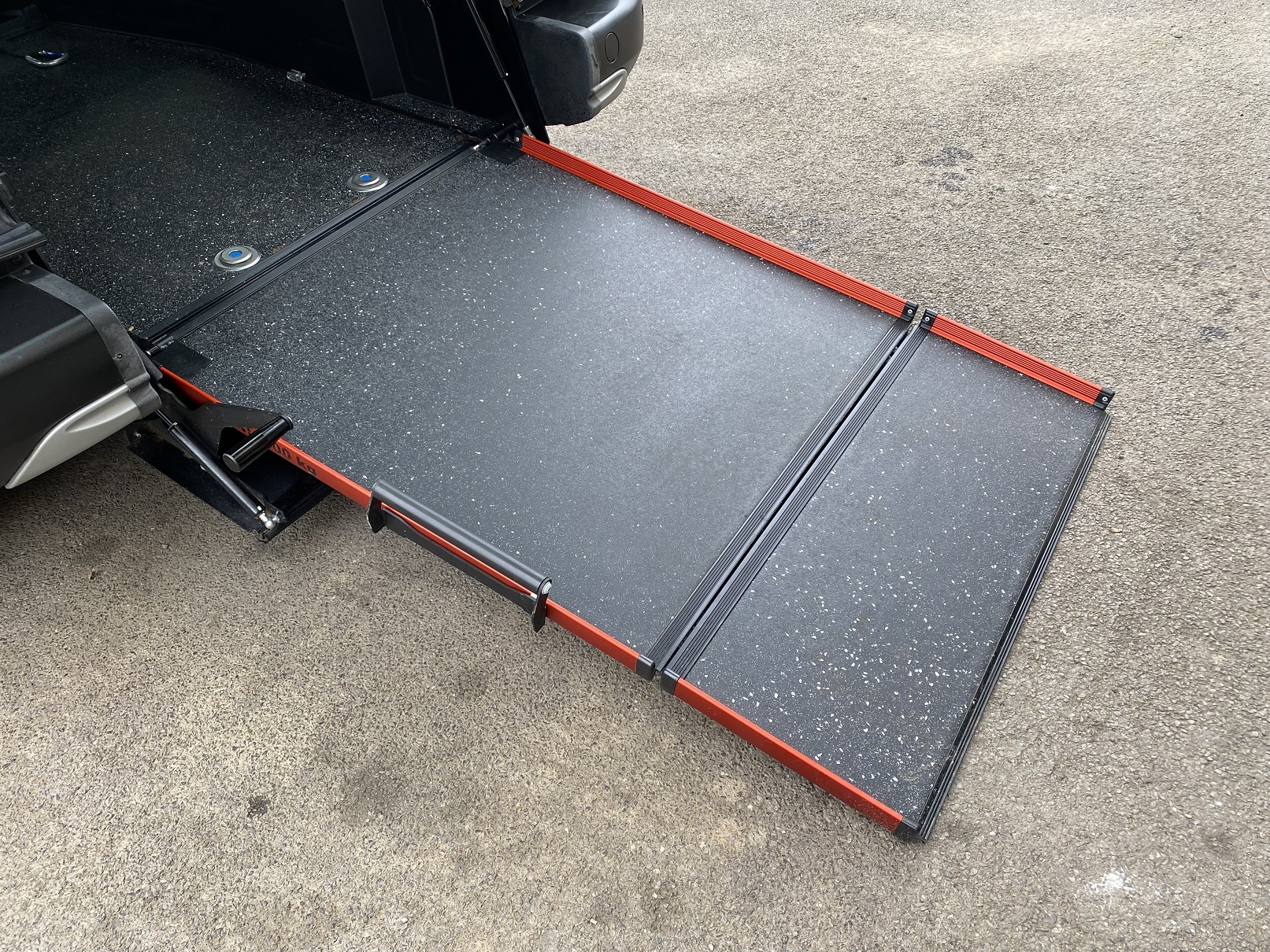 Peugeot Rifter Wheelchair Accessible SF20 HHD (8) Used WAV Peugeot Rifter 3 Seat Disabled Access WAV Cars For Sale Bristol Wheelchair Accessible Vehicles Used For Sale Somerset Devon Dorset Bath SF20 HHD 8