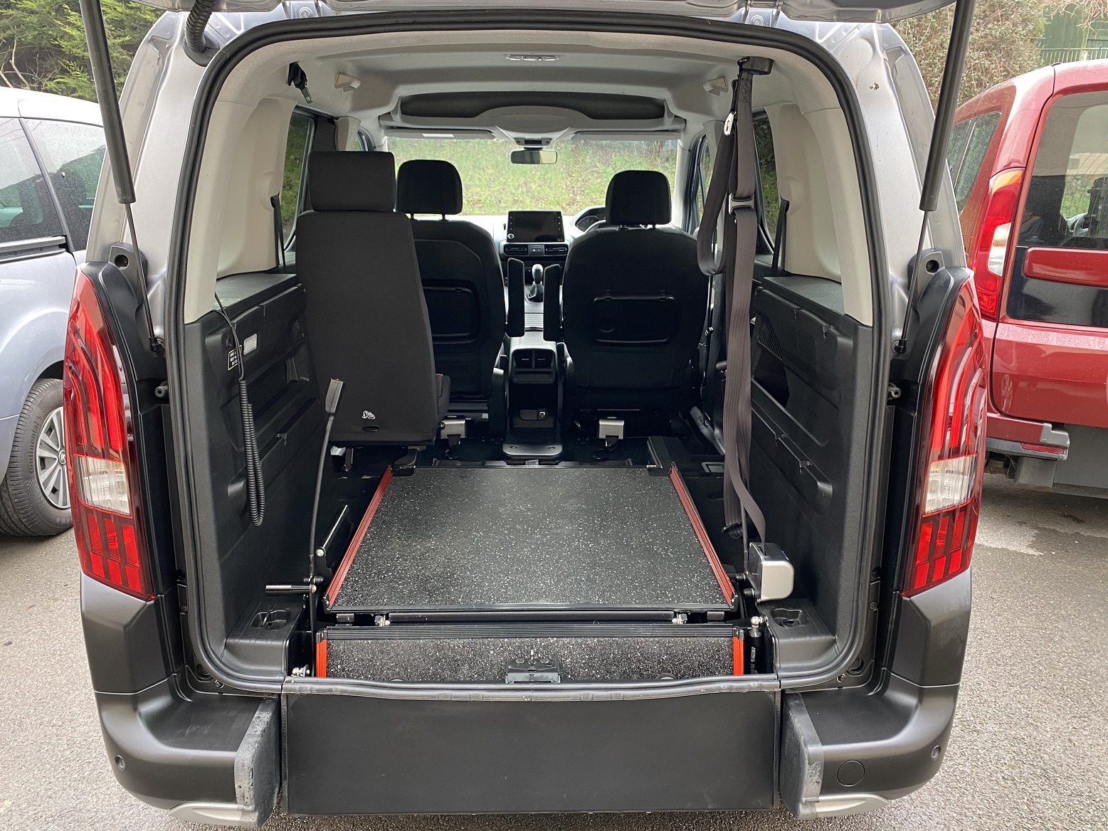 Used WAV Peugeot Rifter 3 Seat Disabled Access WAV Cars For Sale Bristol Wheelchair Accessible Vehicles Used For Sale Somerset Devon Dorset Bath SF69 HMH 13