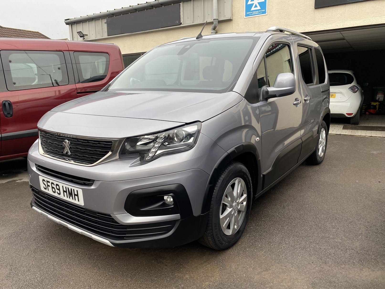 Used WAV Peugeot Rifter 3 Seat Disabled Access WAV Cars For Sale Bristol Wheelchair Accessible Vehicles Used For Sale Somerset Devon Dorset Bath SF69 HMH 7