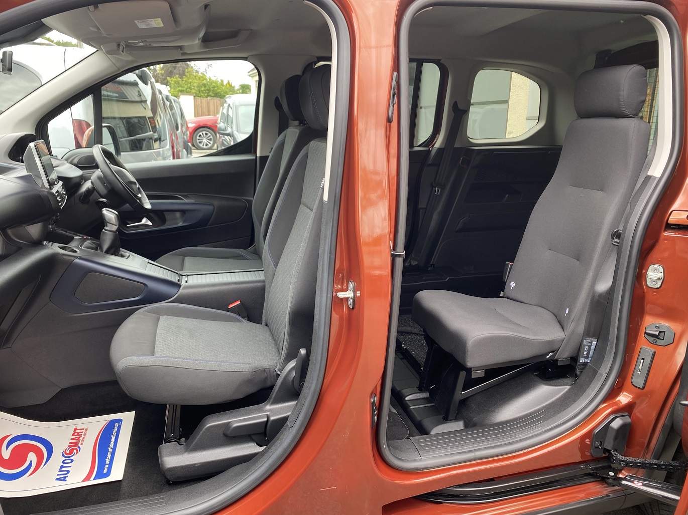 Used WAV Peugeot Rifter Disabled Access WAV Cars For Sale Bristol Wheelchair Accessible Vehicles Used For Sale Somerset Devon Dorset Bath SF69 JKK 18