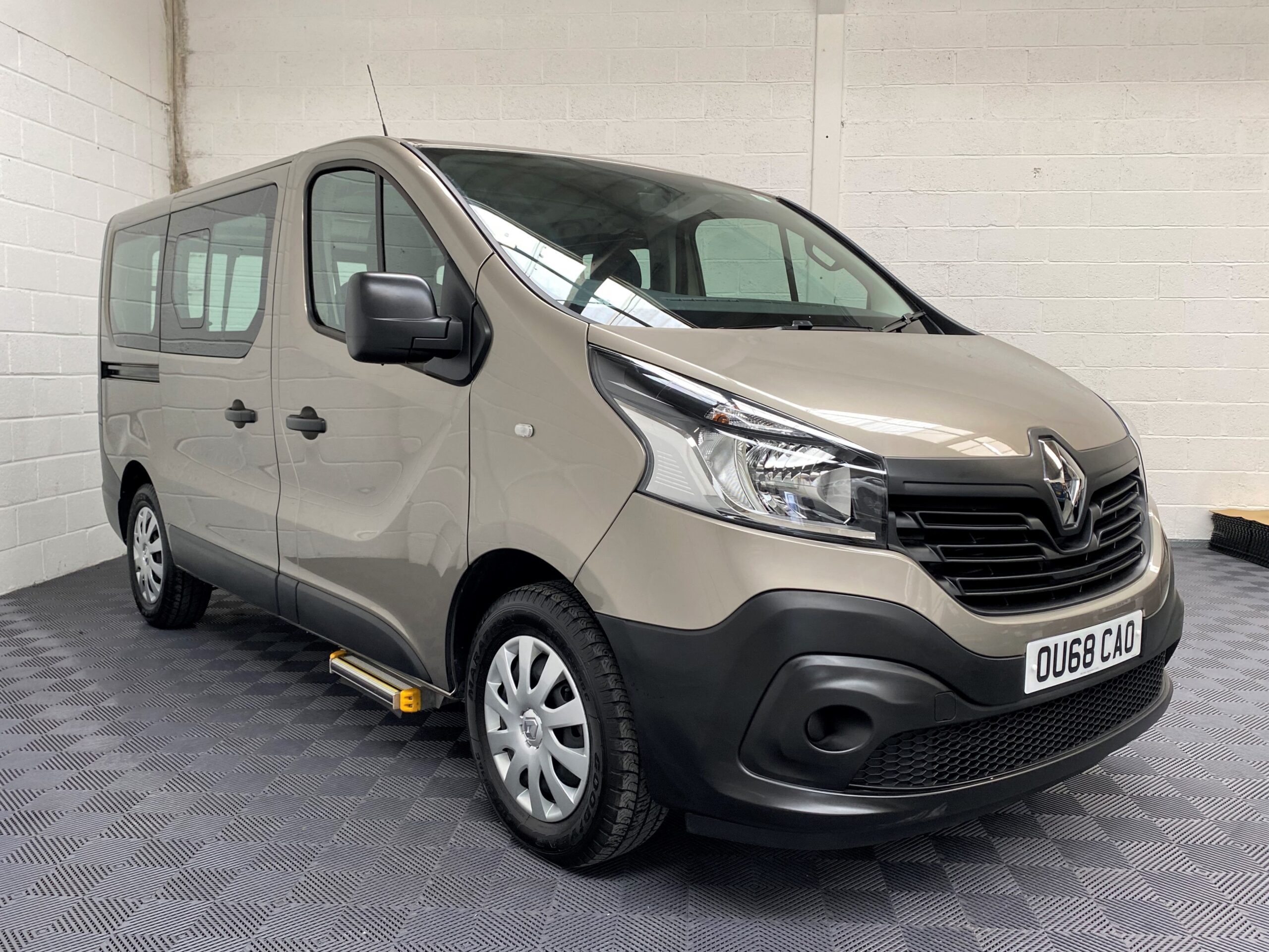 Used Renault Trafic WAV Cars For Sale Bristol Wheelchair Accessible Vehicles Used For Sale Somerset Devon Dorset Bath OU68 CAO 2