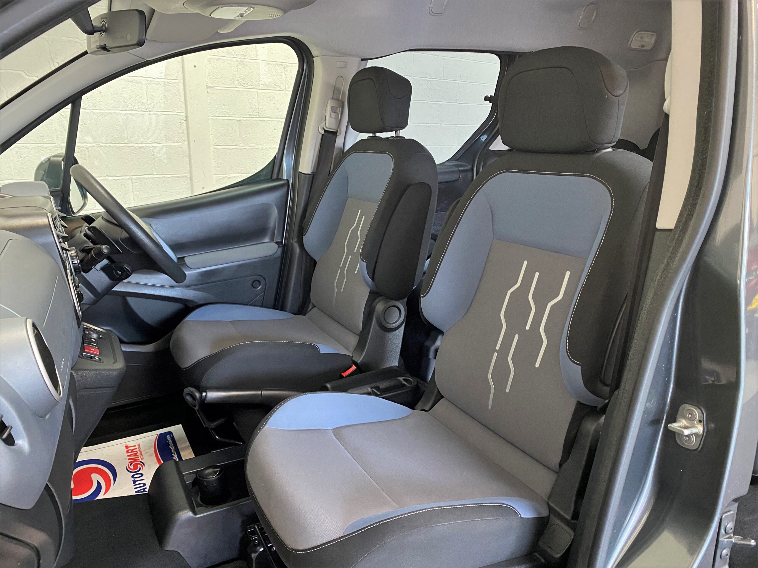 Used Peugeot Partner Auto WAV Cars For Sale Bristol Wheelchair Accessible Vehicles Used For Sale Somerset Devon Dorset Bath SF15 GFZ 17