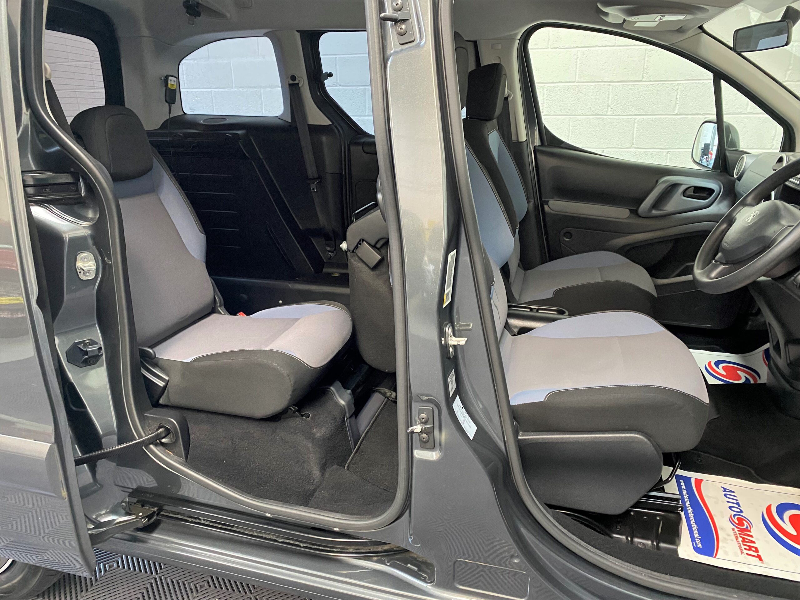 Used Peugeot Partner Auto WAV Cars For Sale Bristol Wheelchair Accessible Vehicles Used For Sale Somerset Devon Dorset Bath SF15 GFZ 23